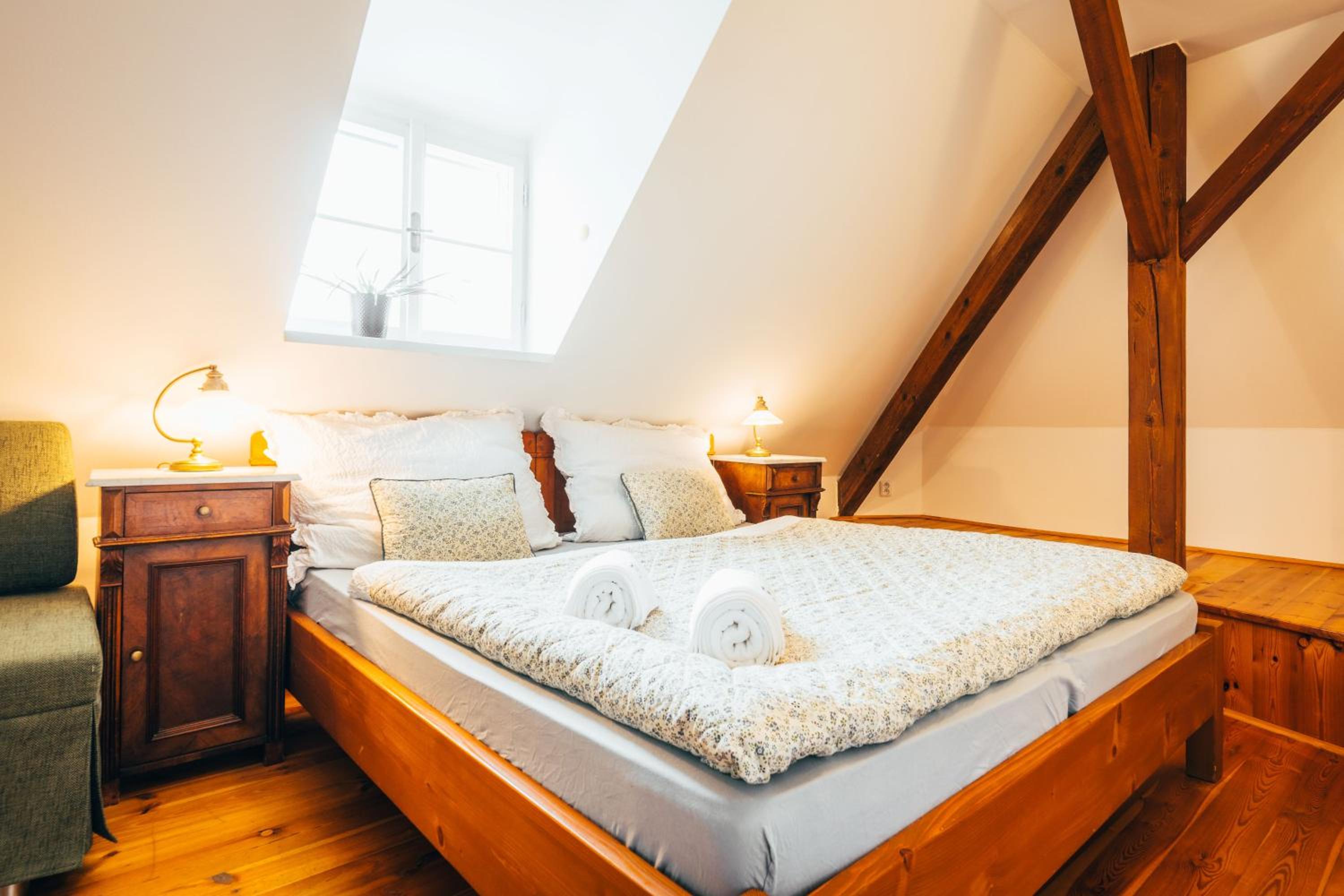 Large Double Room photo 2