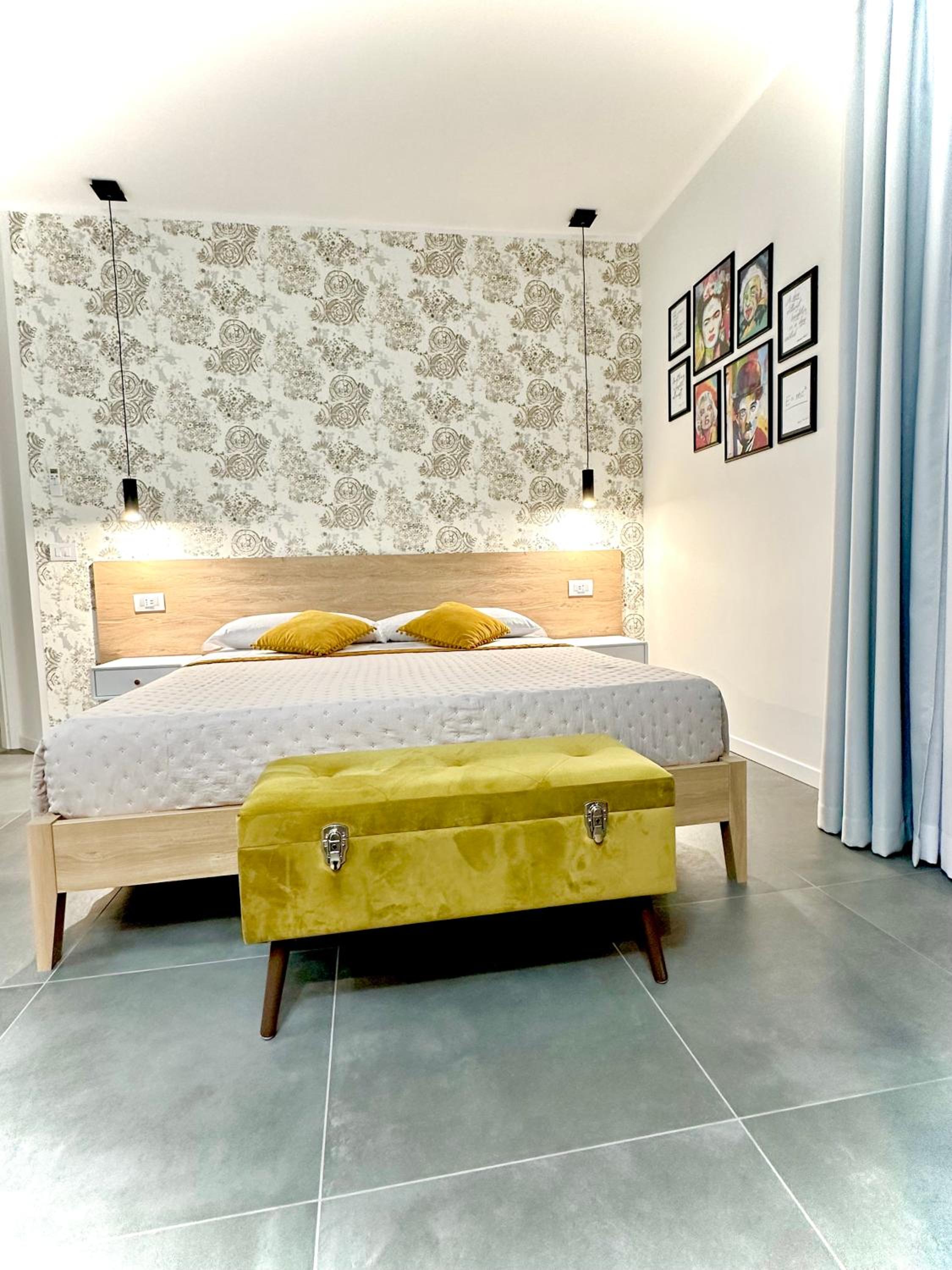 Deluxe Double Room with Balcony photo 3