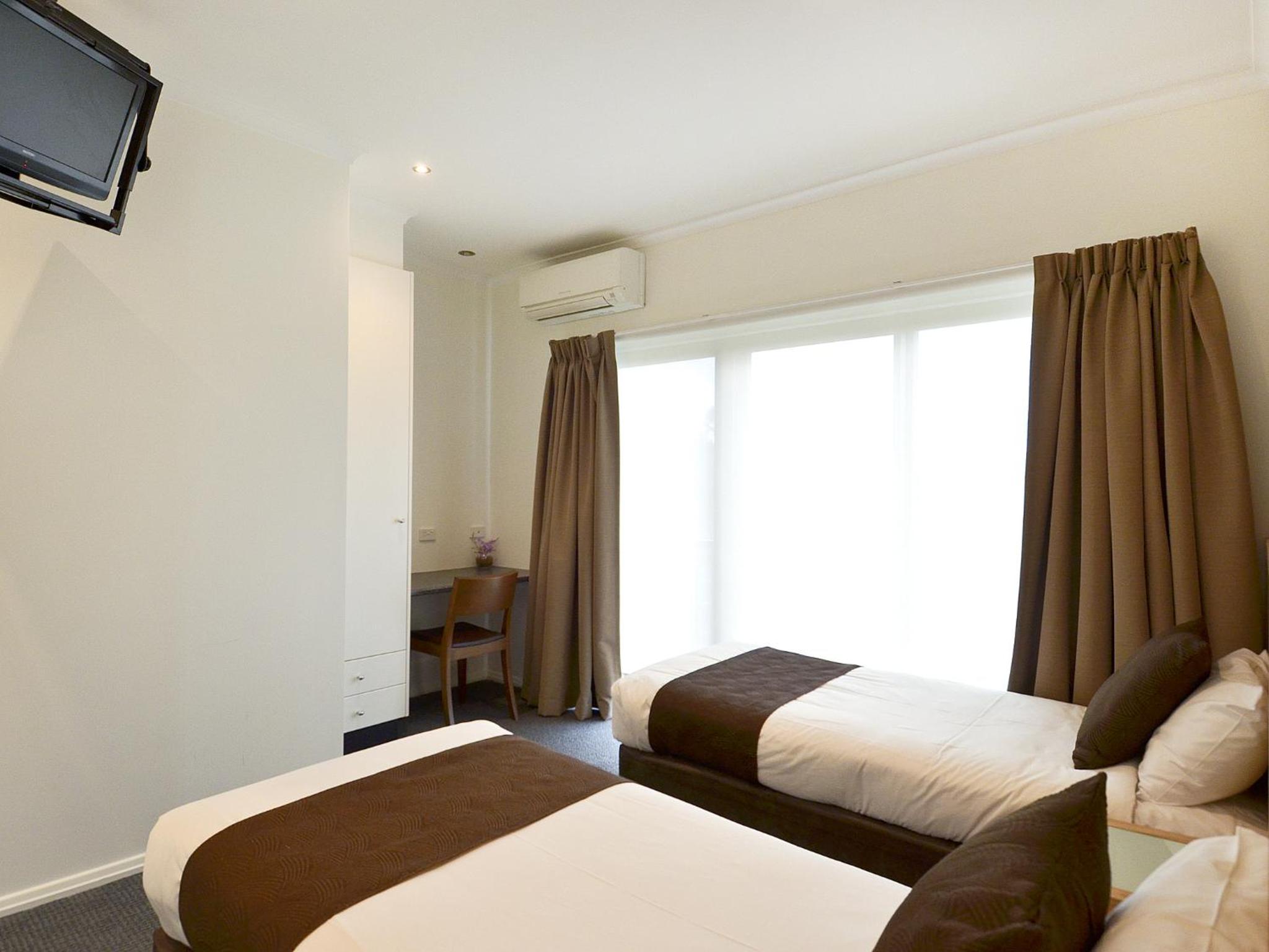 Standard Two-Bedroom Apartment - Photo 3