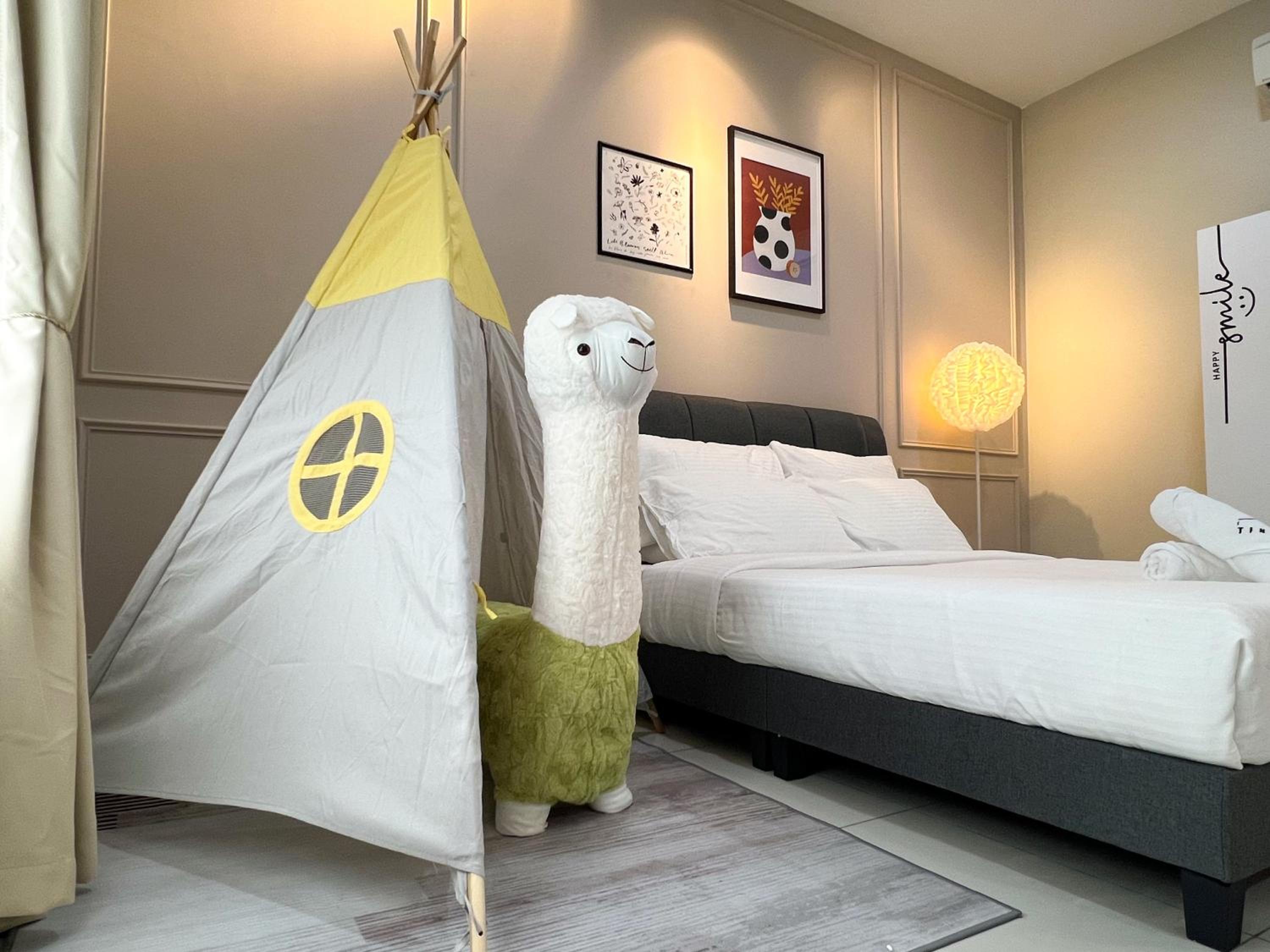 Studio Apartment photo 1