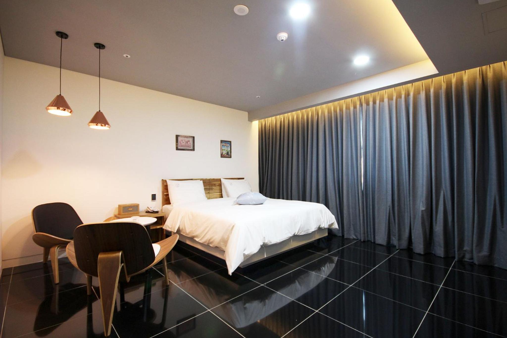 Double Room - Photo 1