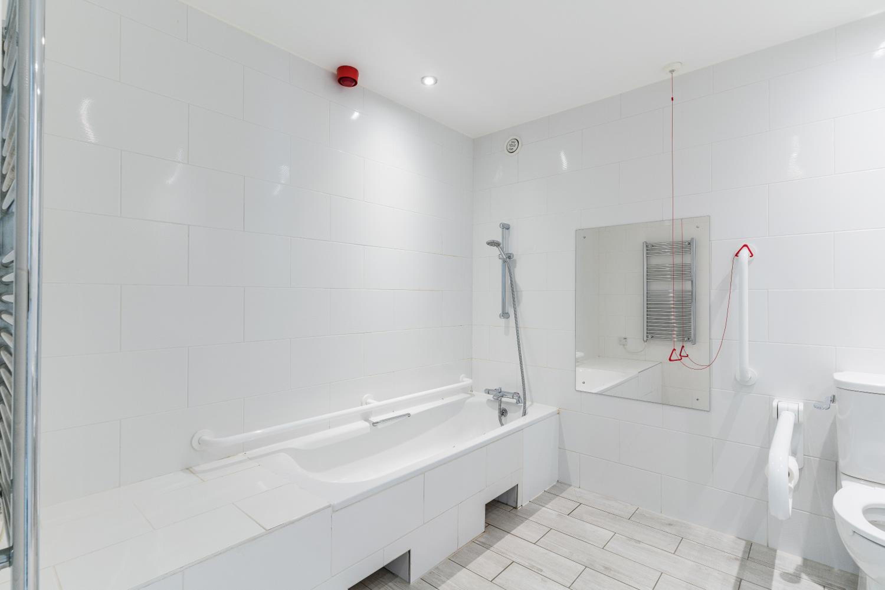 Double Room Without View - (Disability Room)  - Photo 2