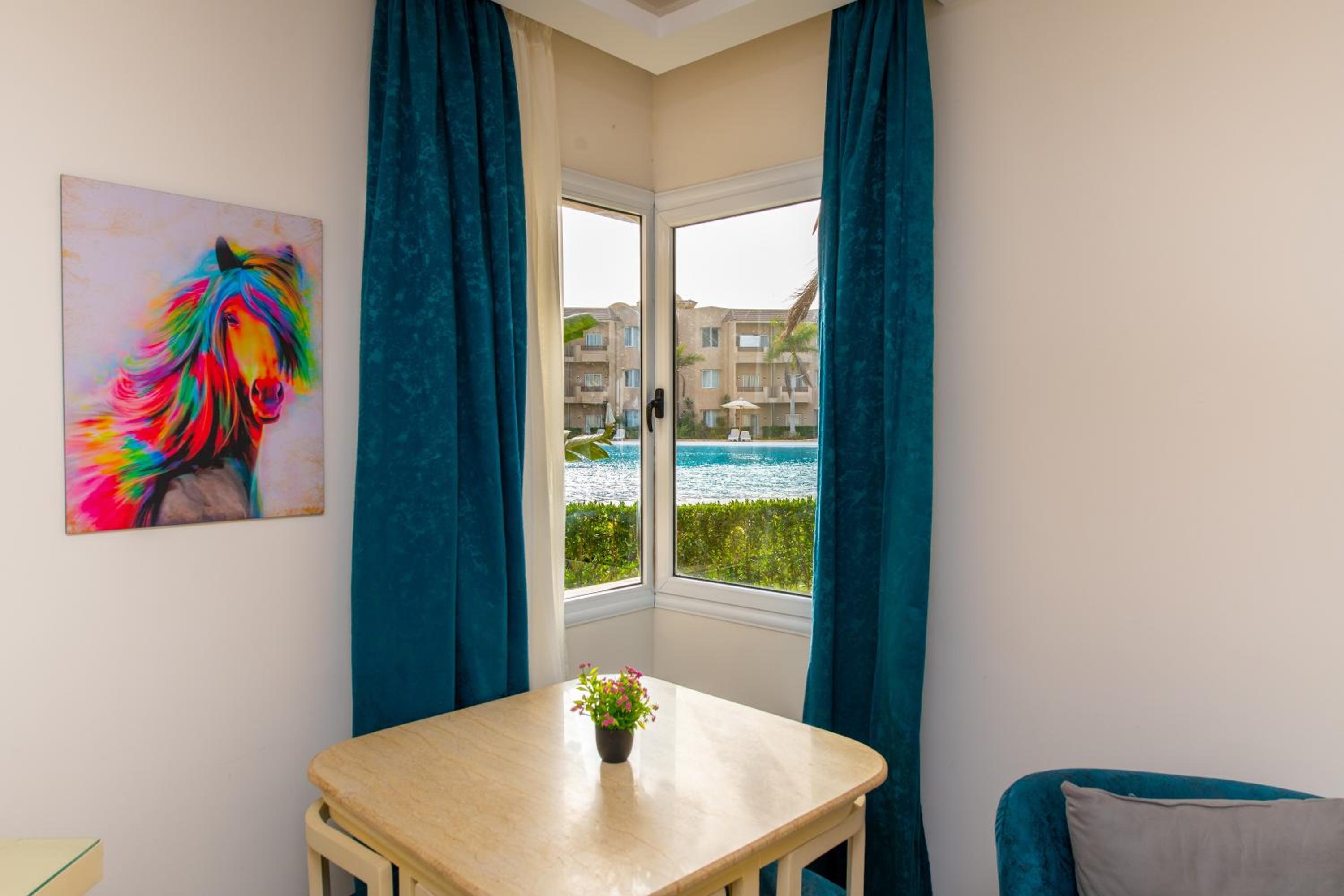 Three-Bedroom Suite Lagoon View - Photo 5