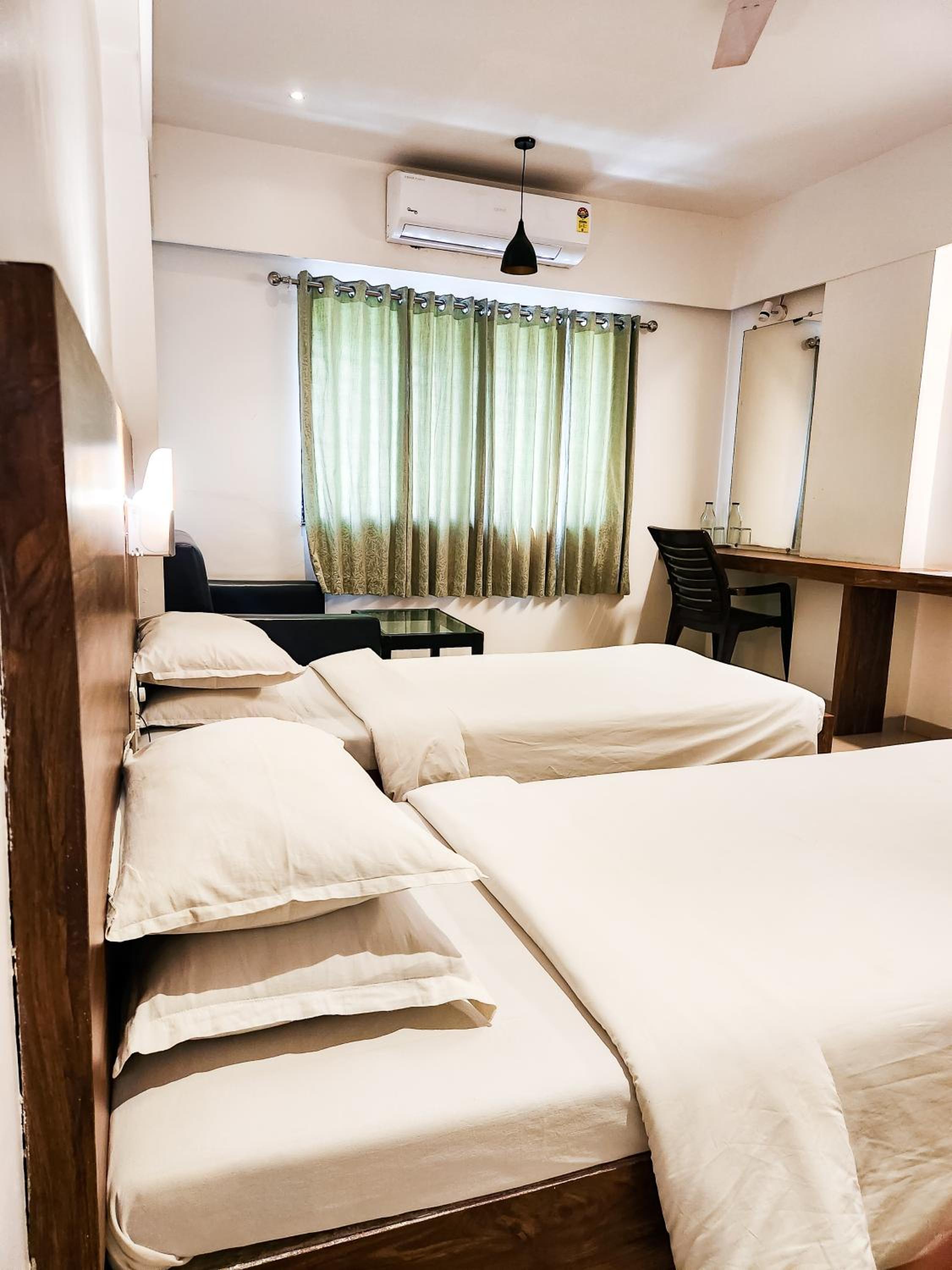 Standard Room - Photo 7