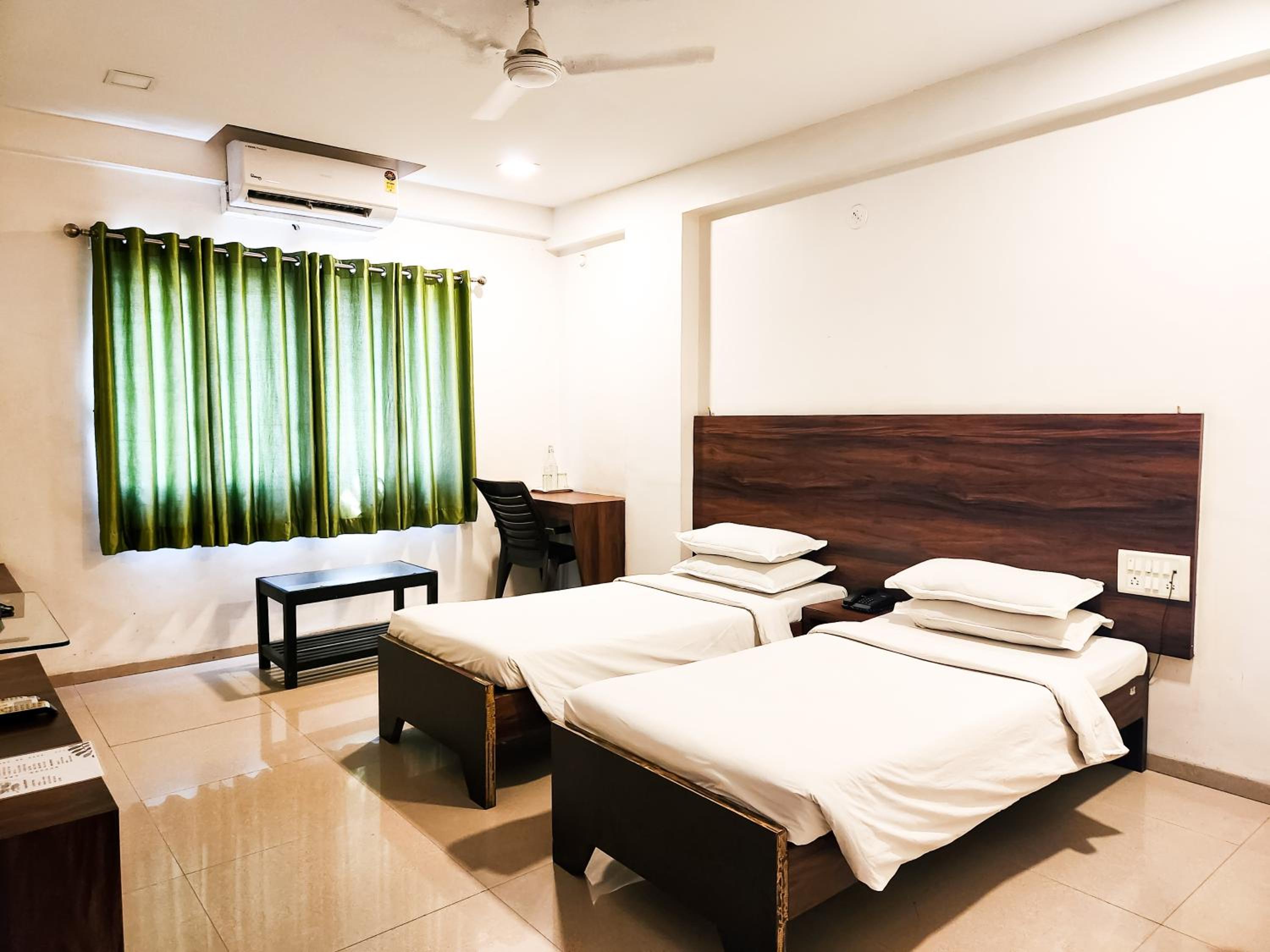 Standard Room - Photo 10