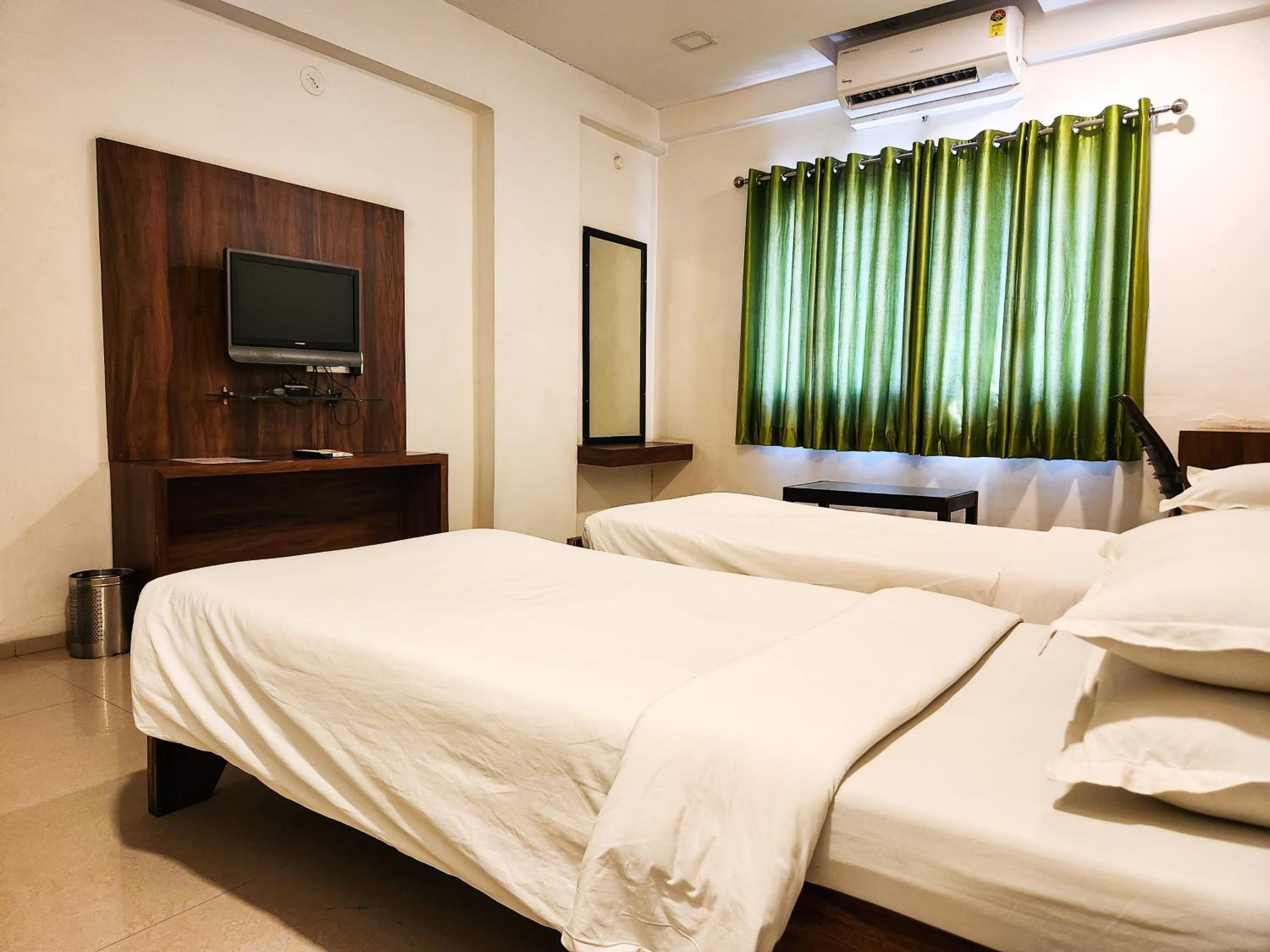 Standard Room - Photo 12