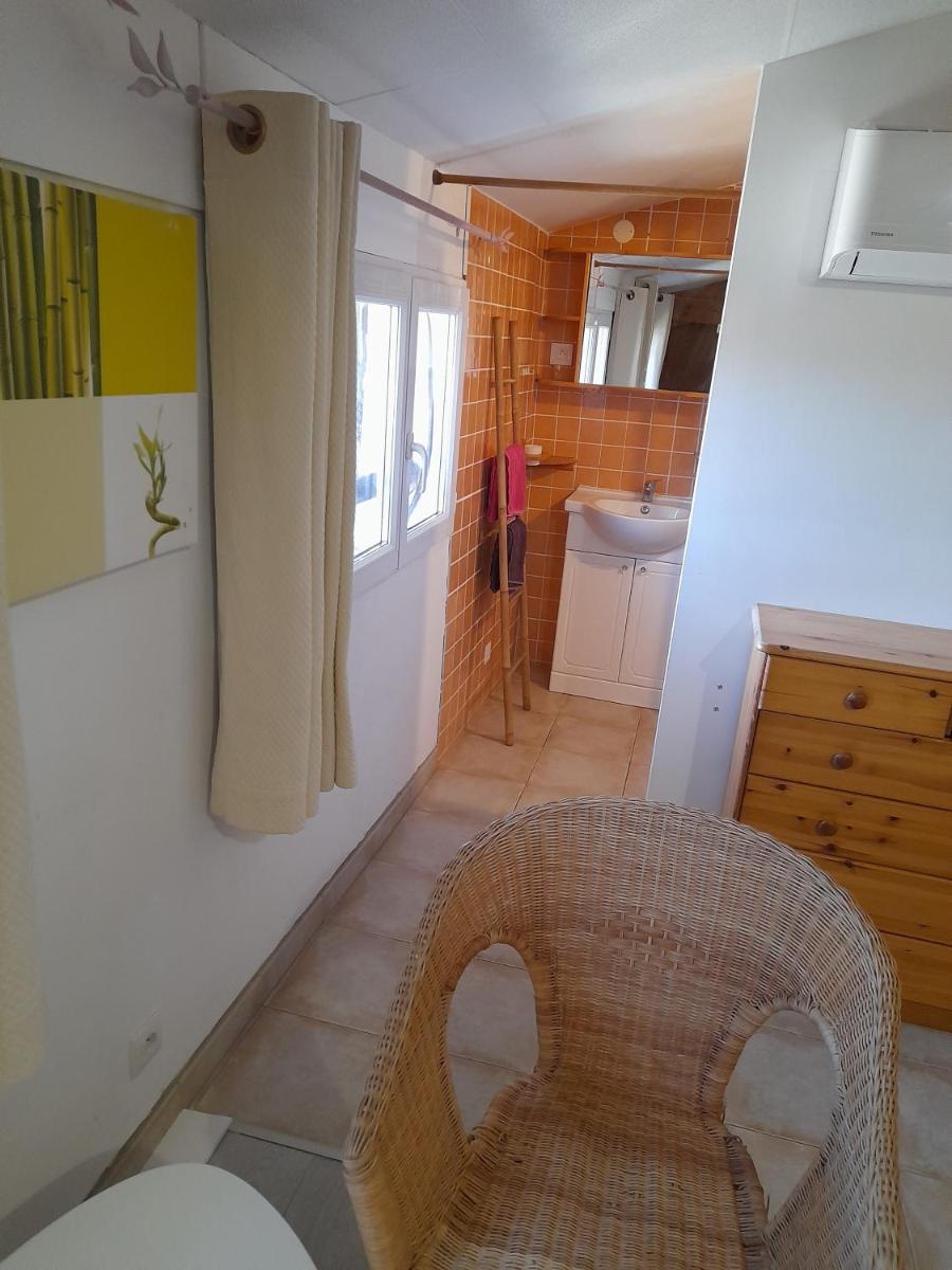 Family Room with Garden View photo 3