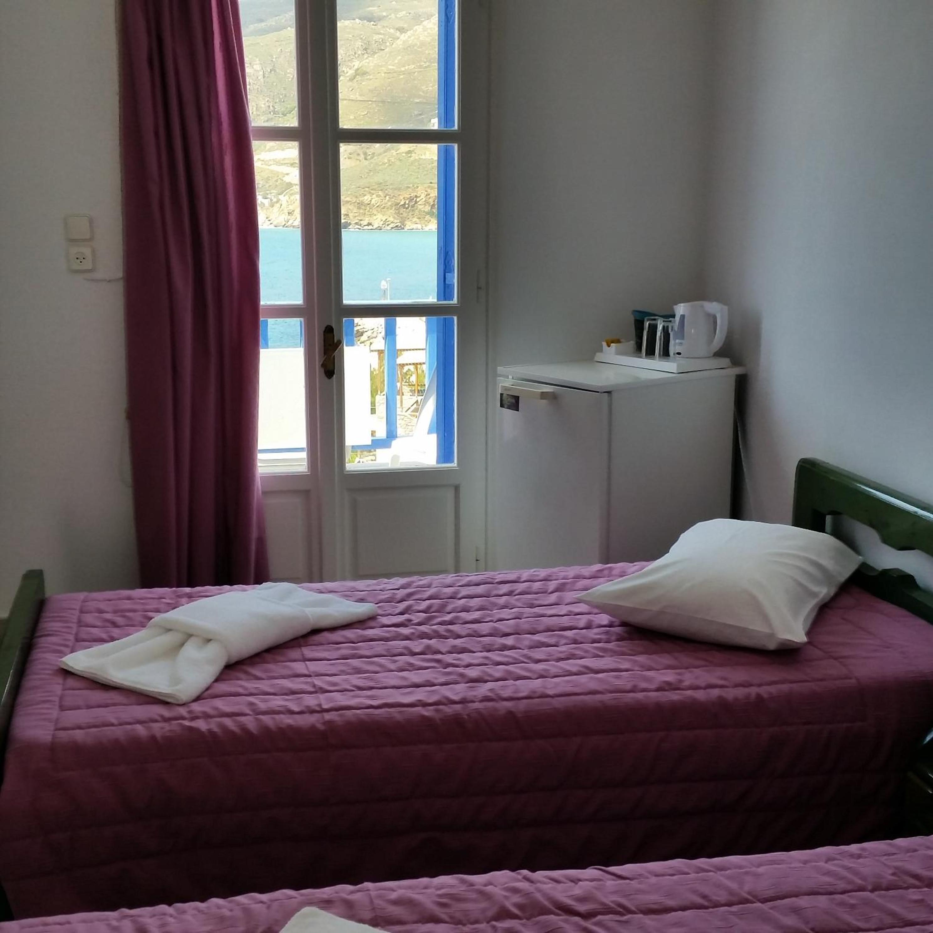 Double Room with Sea View - Photo 6