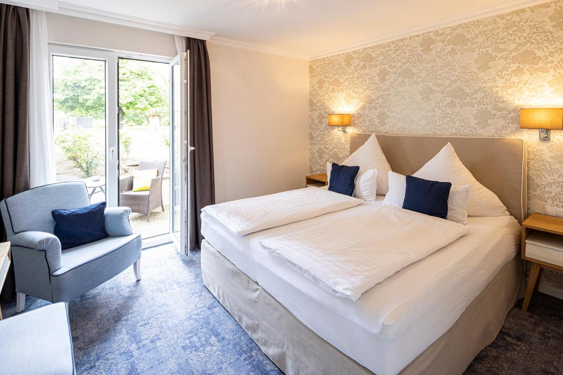 Comfort Room - Photo 1
