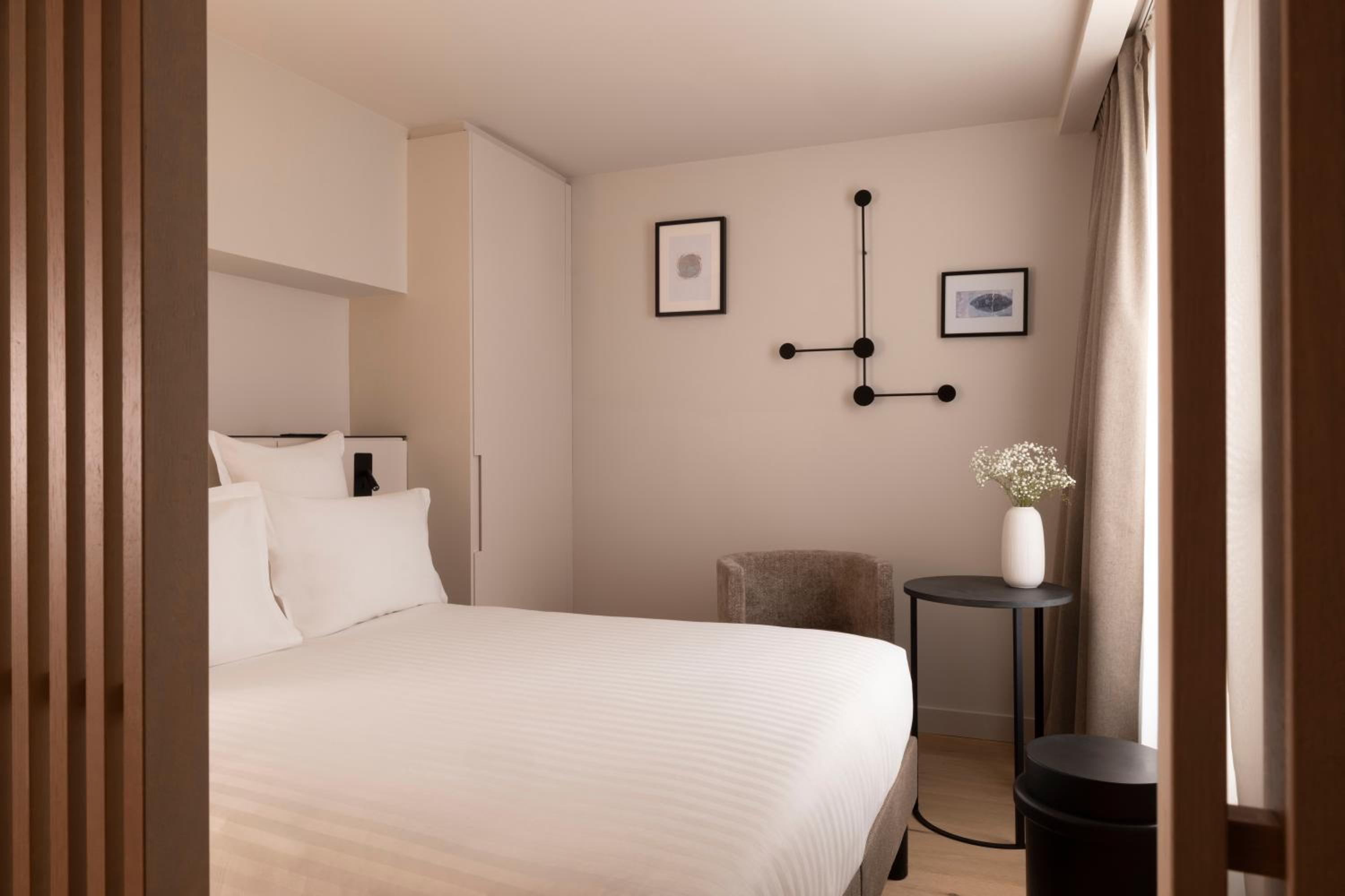 Superior Room with Terrace with Spa Access photo 1