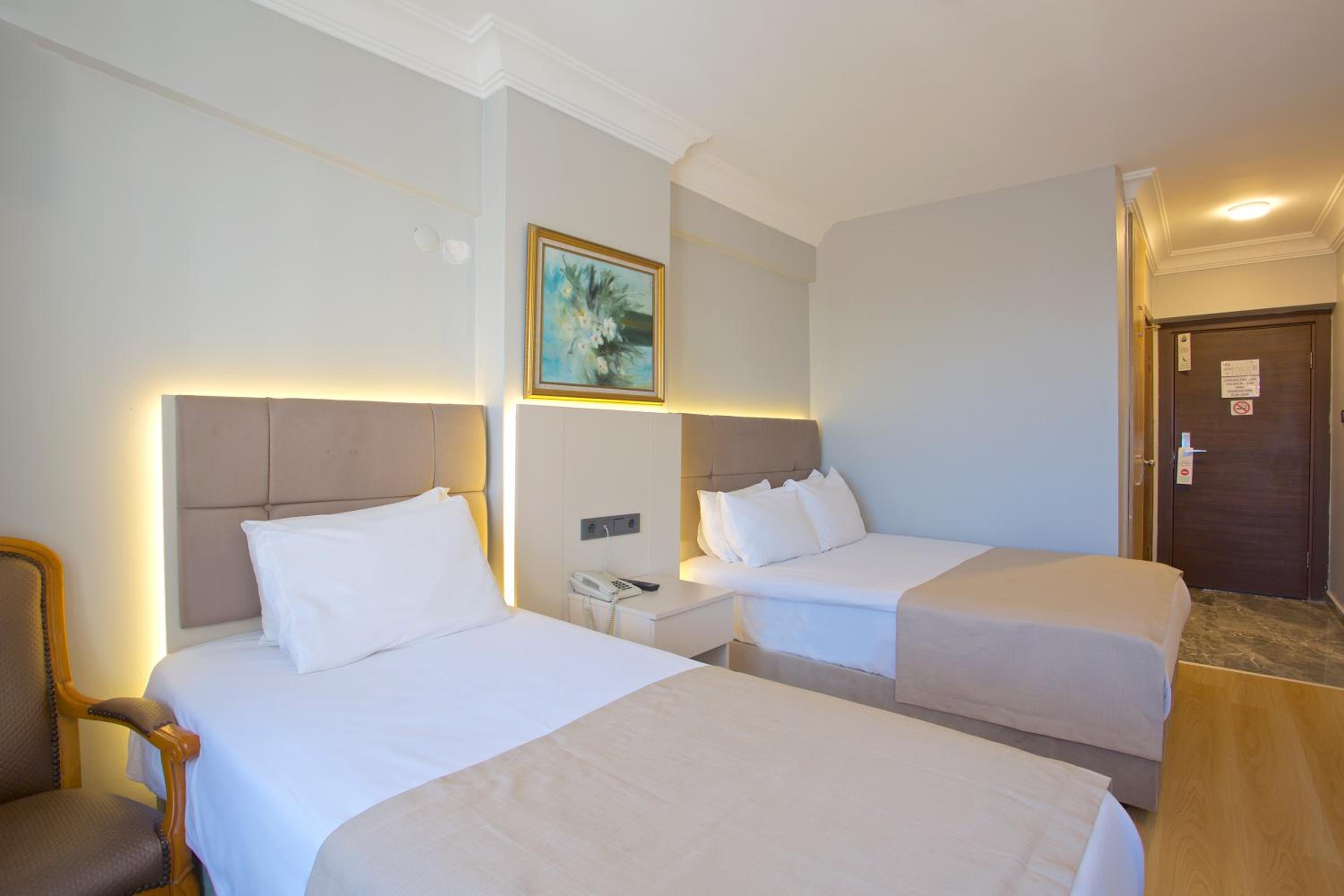 Budget Triple Room photo 1