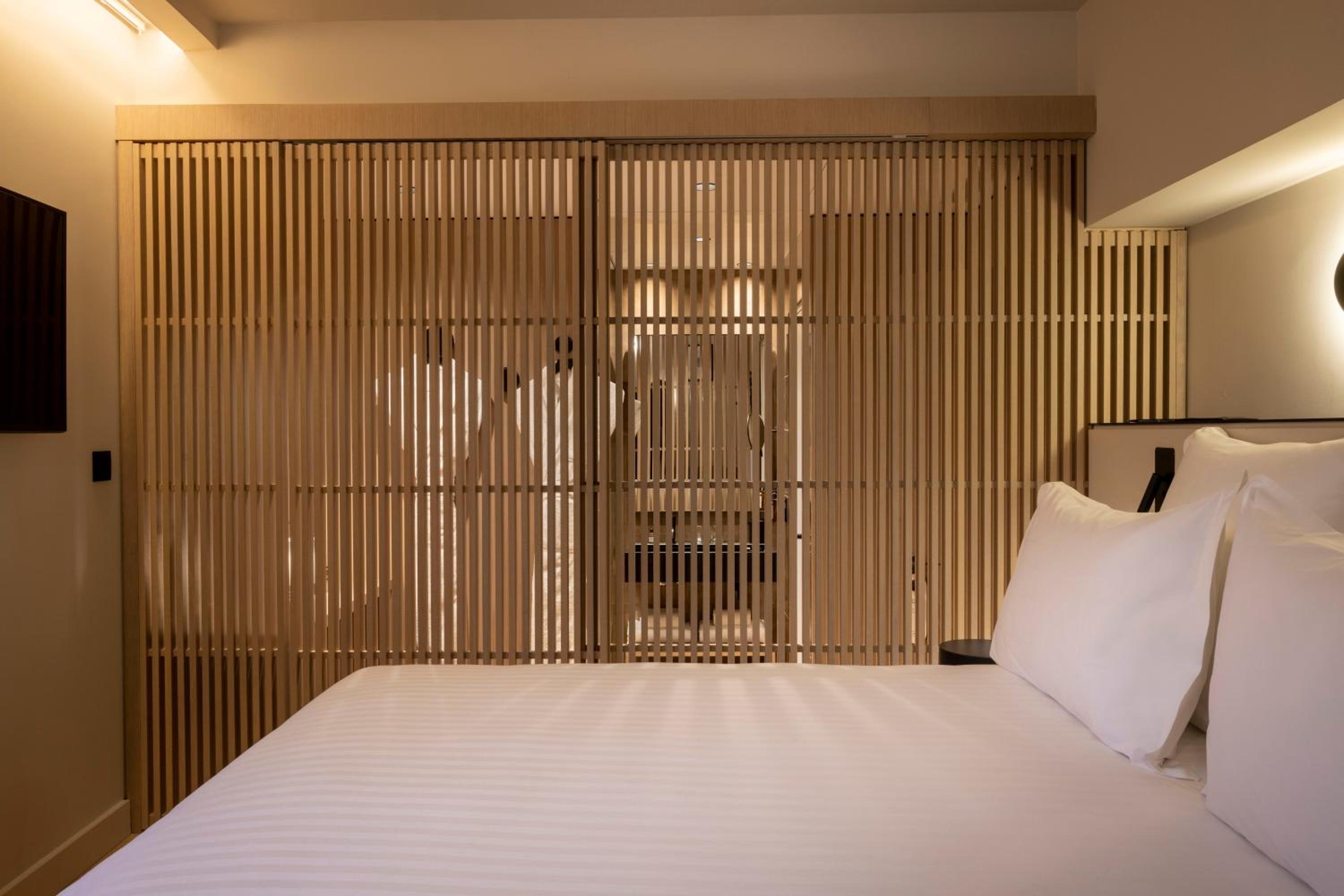 Superior Room with Terrace with Spa Access photo 2