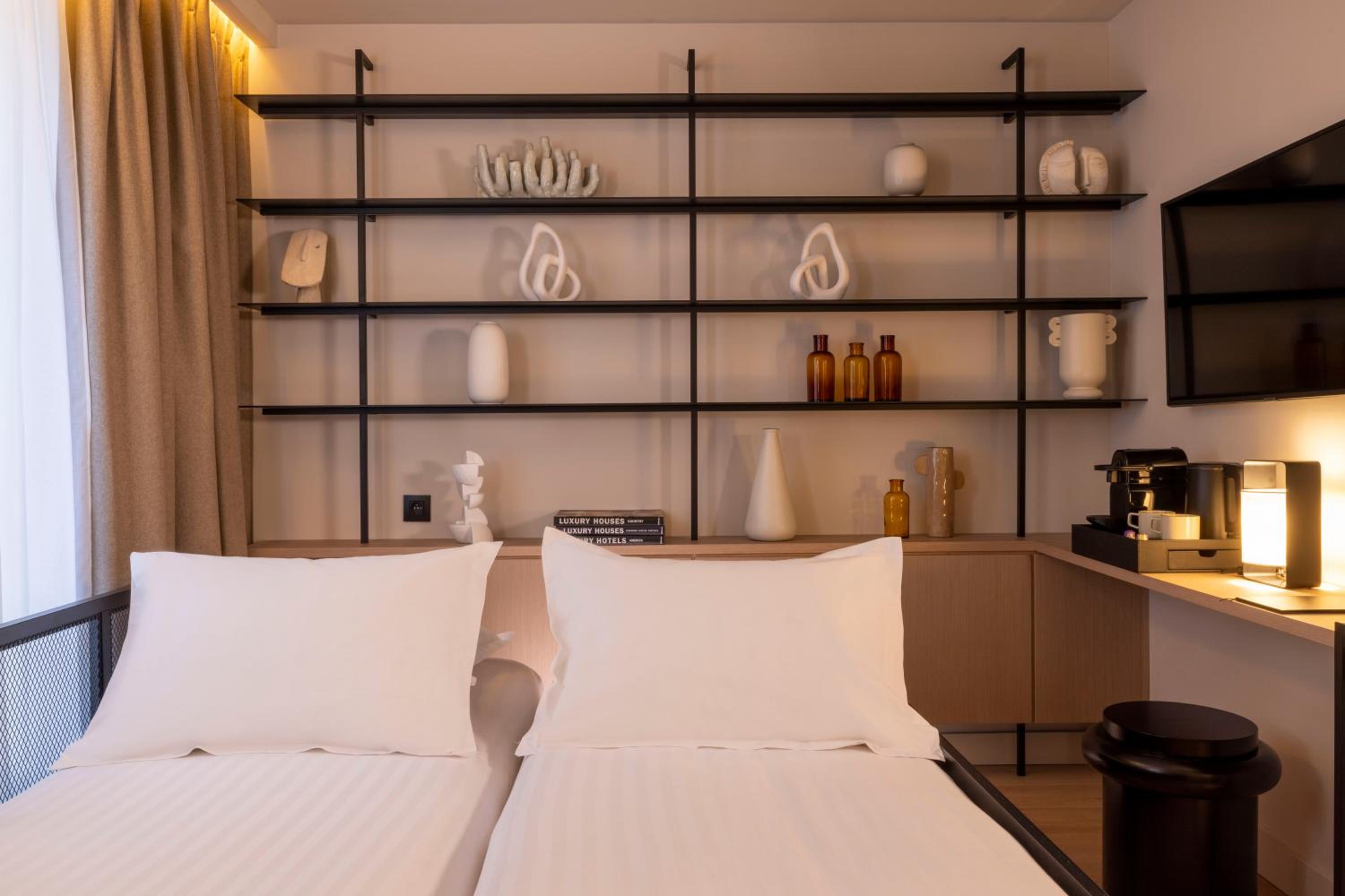Deluxe Room with Spa Access photo 3