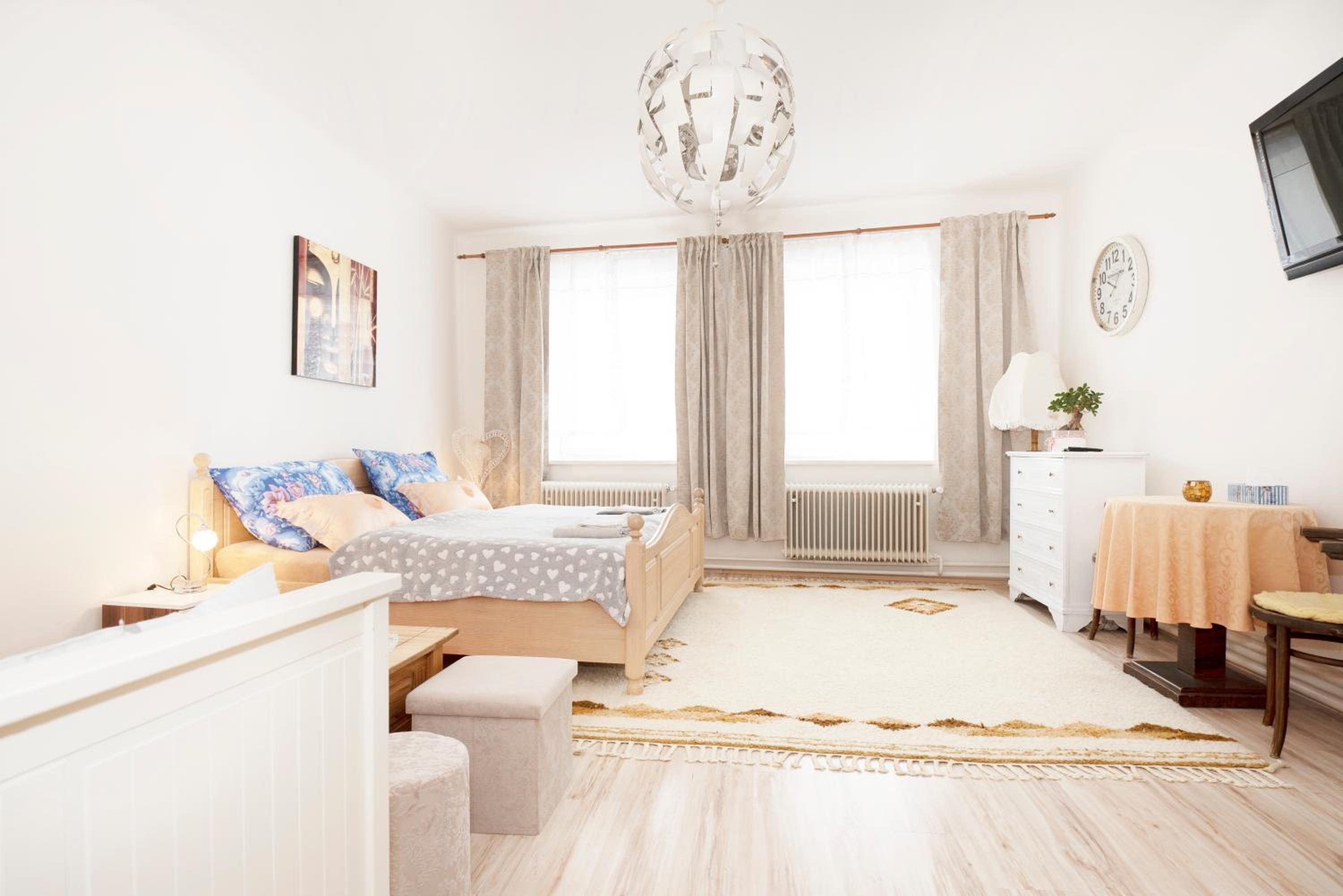 Two-Bedroom Apartment - Photo 1