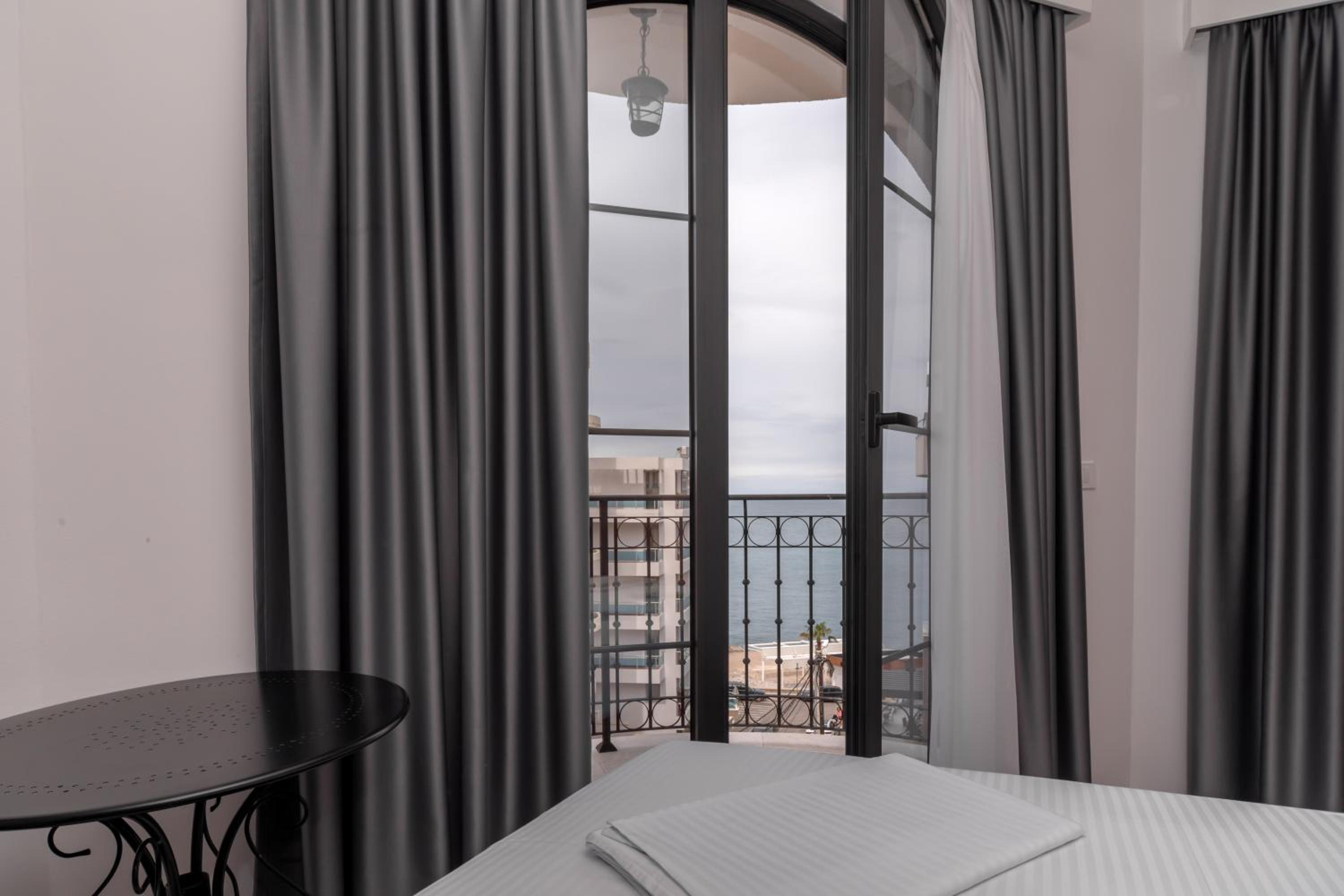 Double Room with Sea View photo 3