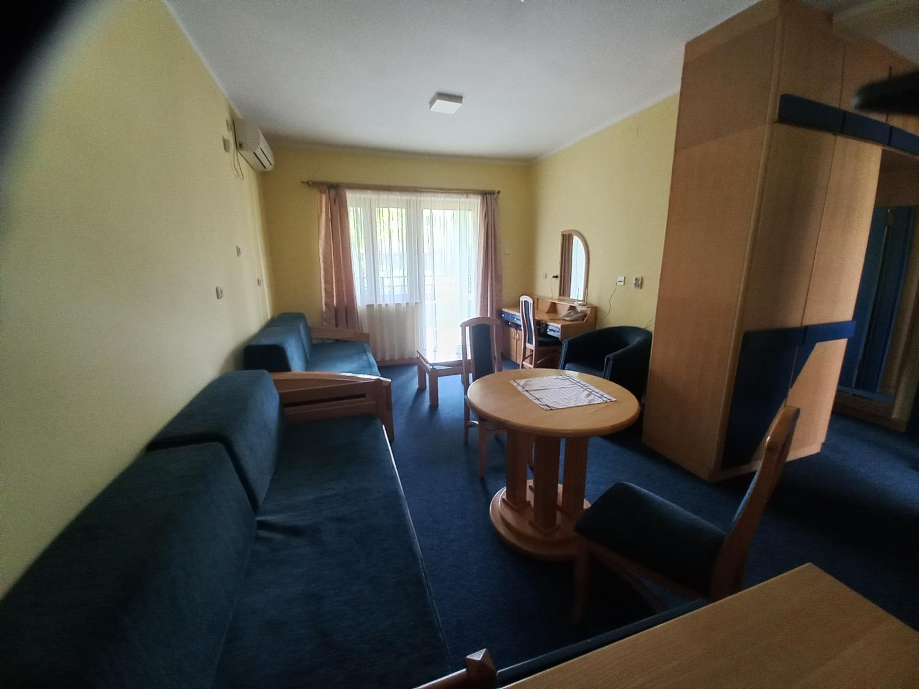 Comfort Triple Room