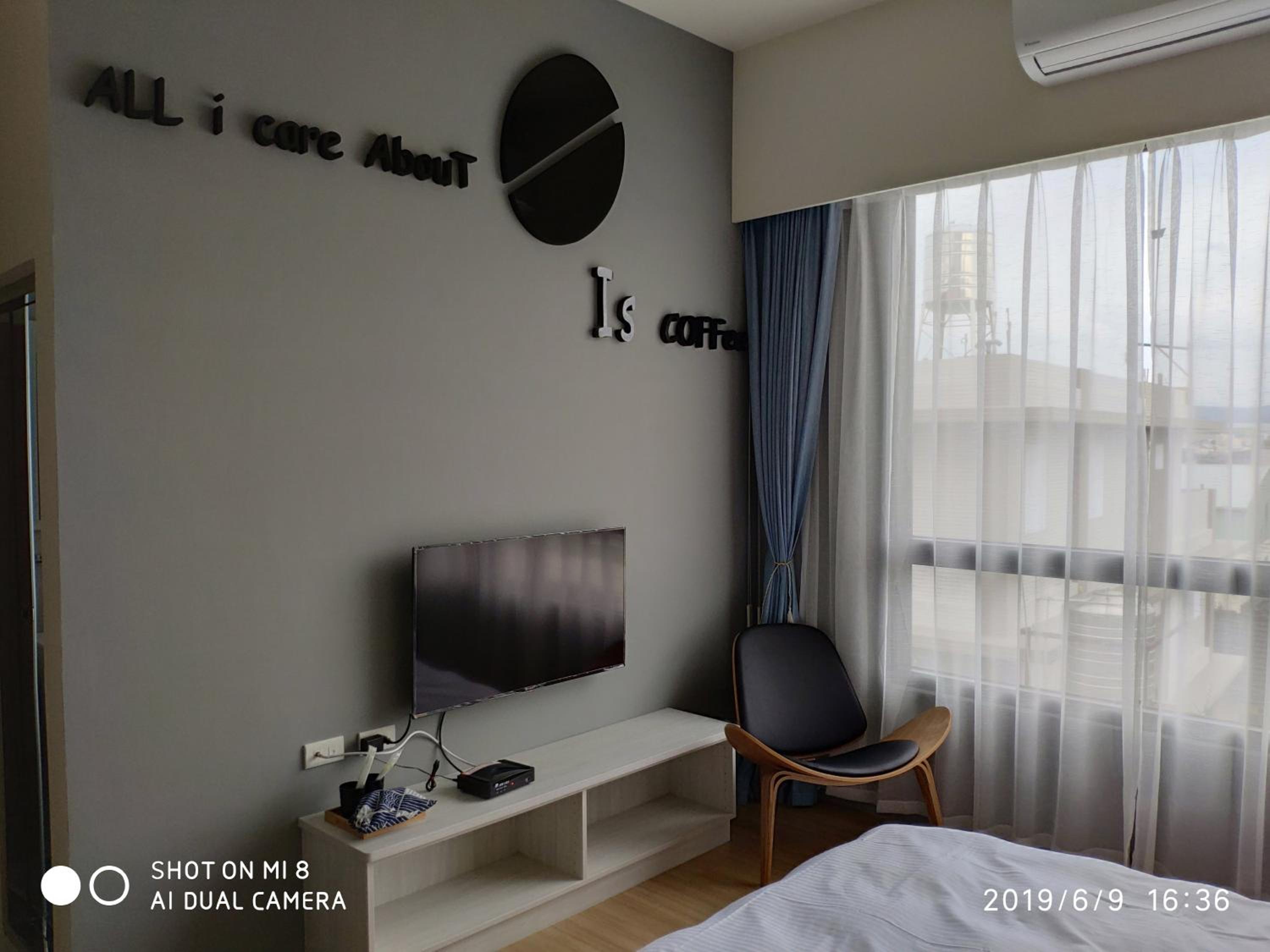 Twin Room - Photo 2