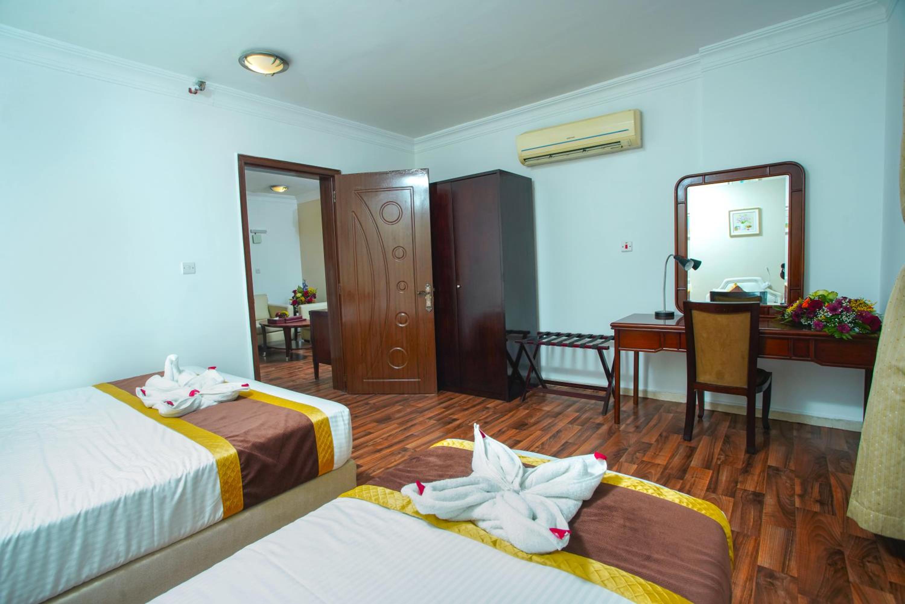Standard Suite with kitchen and washing machine photo 1