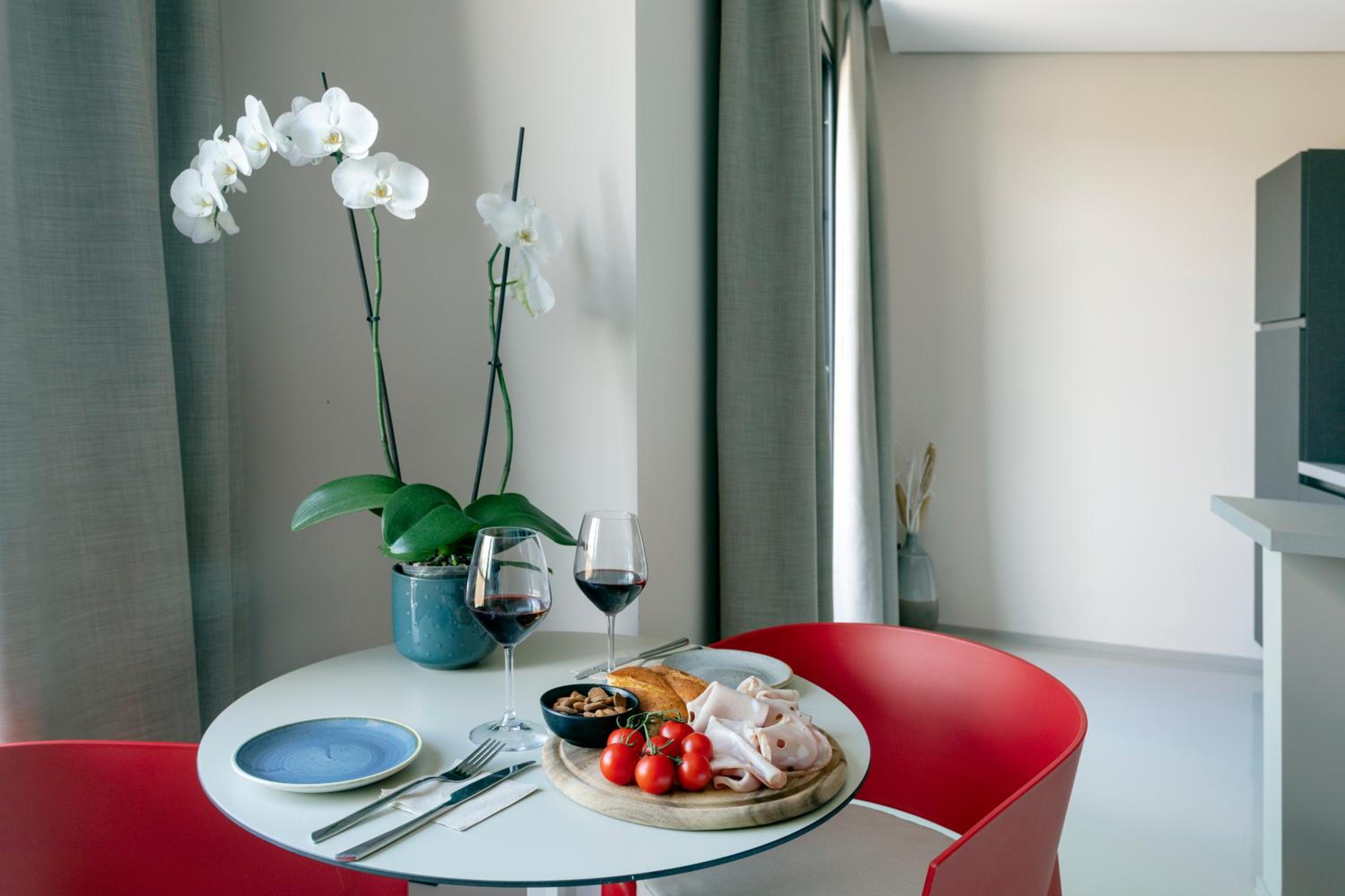 Standard Apartment - Photo 5