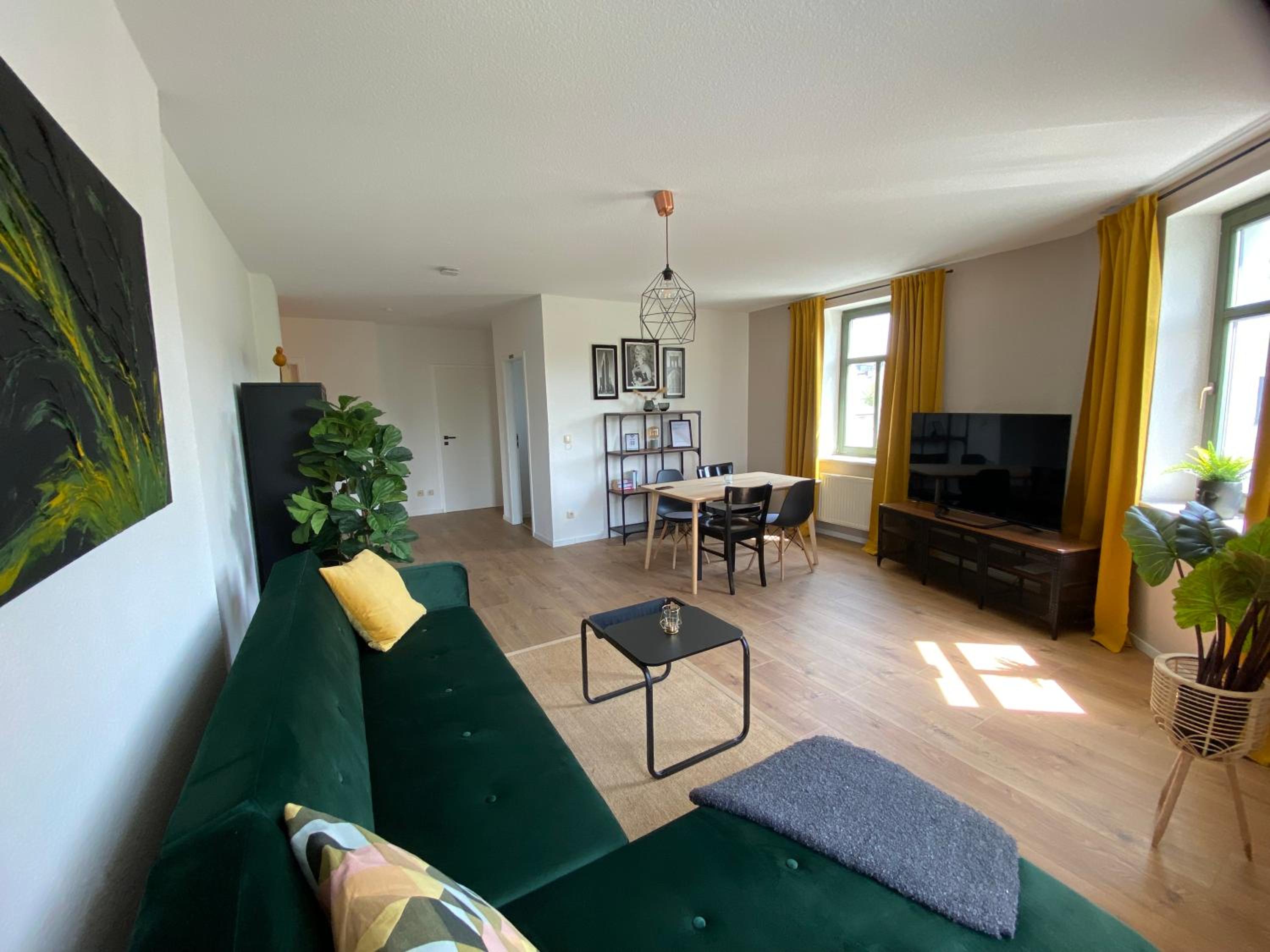 One-Bedroom Apartment photo 1