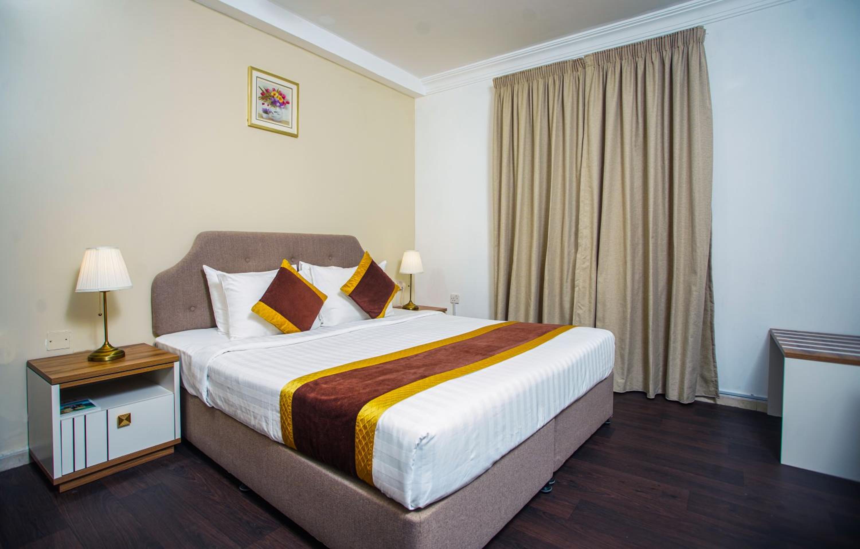 Standard Suite without kitchen and washing machine photo 1