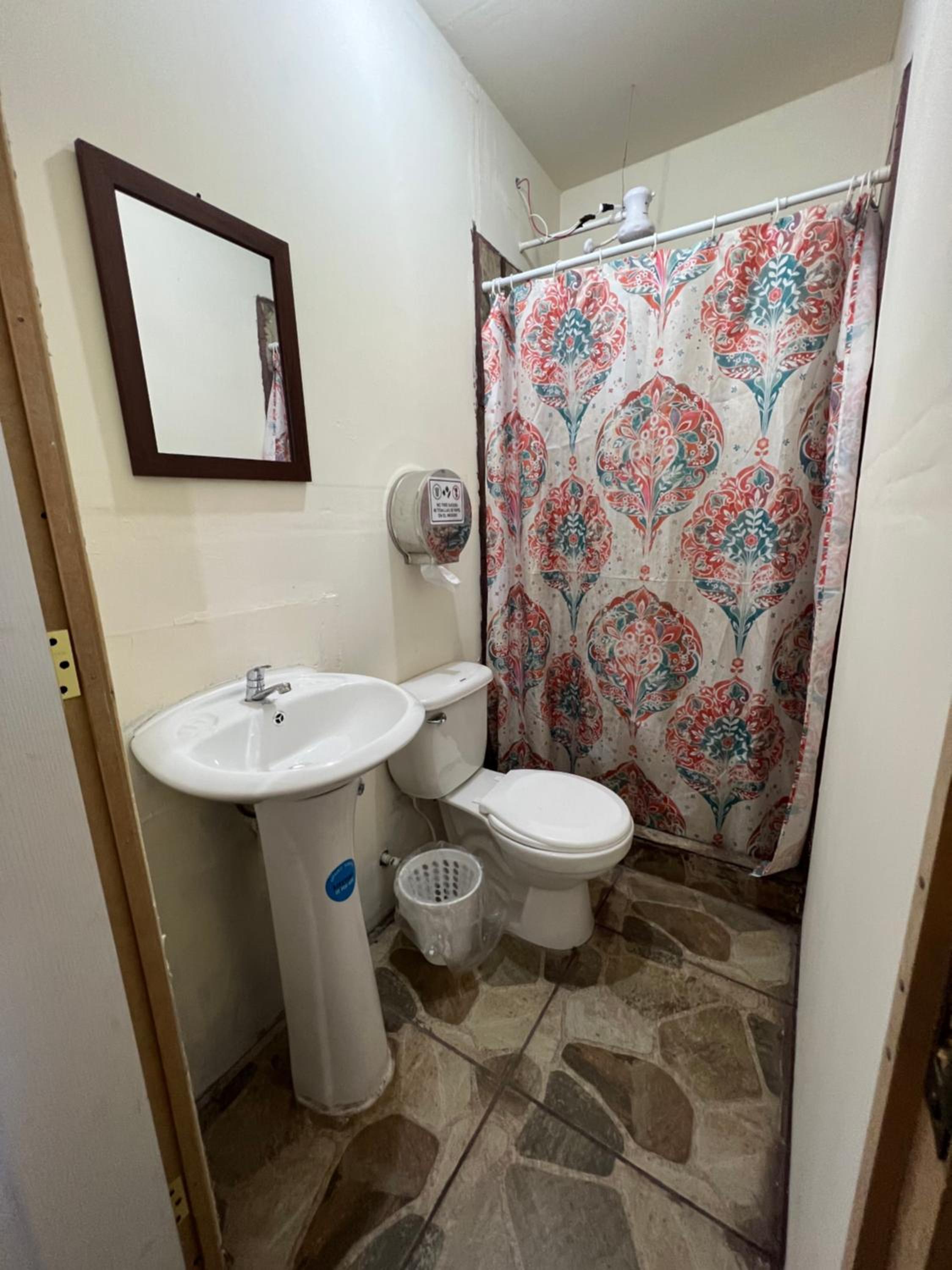 Double Room with Private Bathroom photo 2