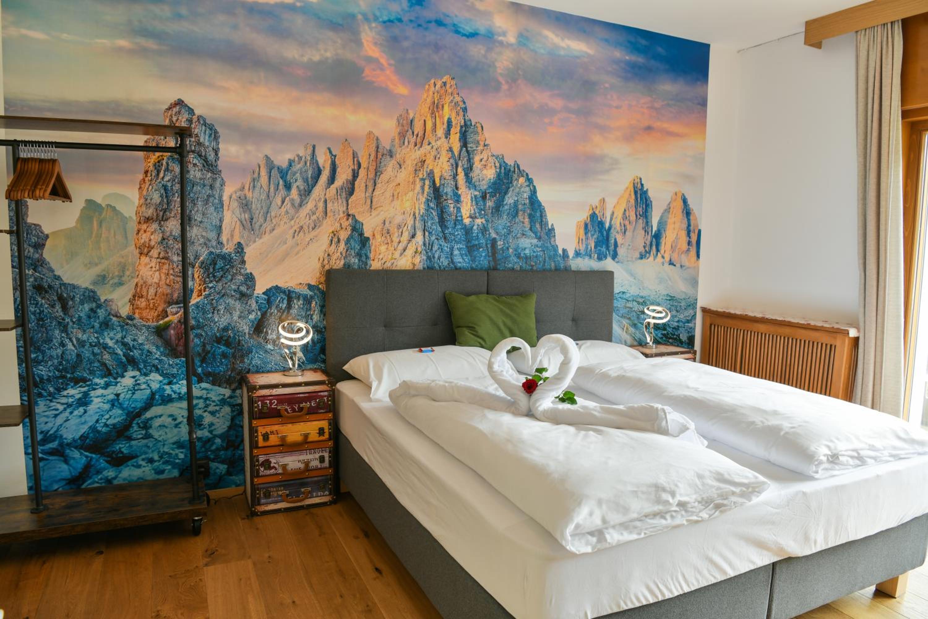 Suite with Mountain View