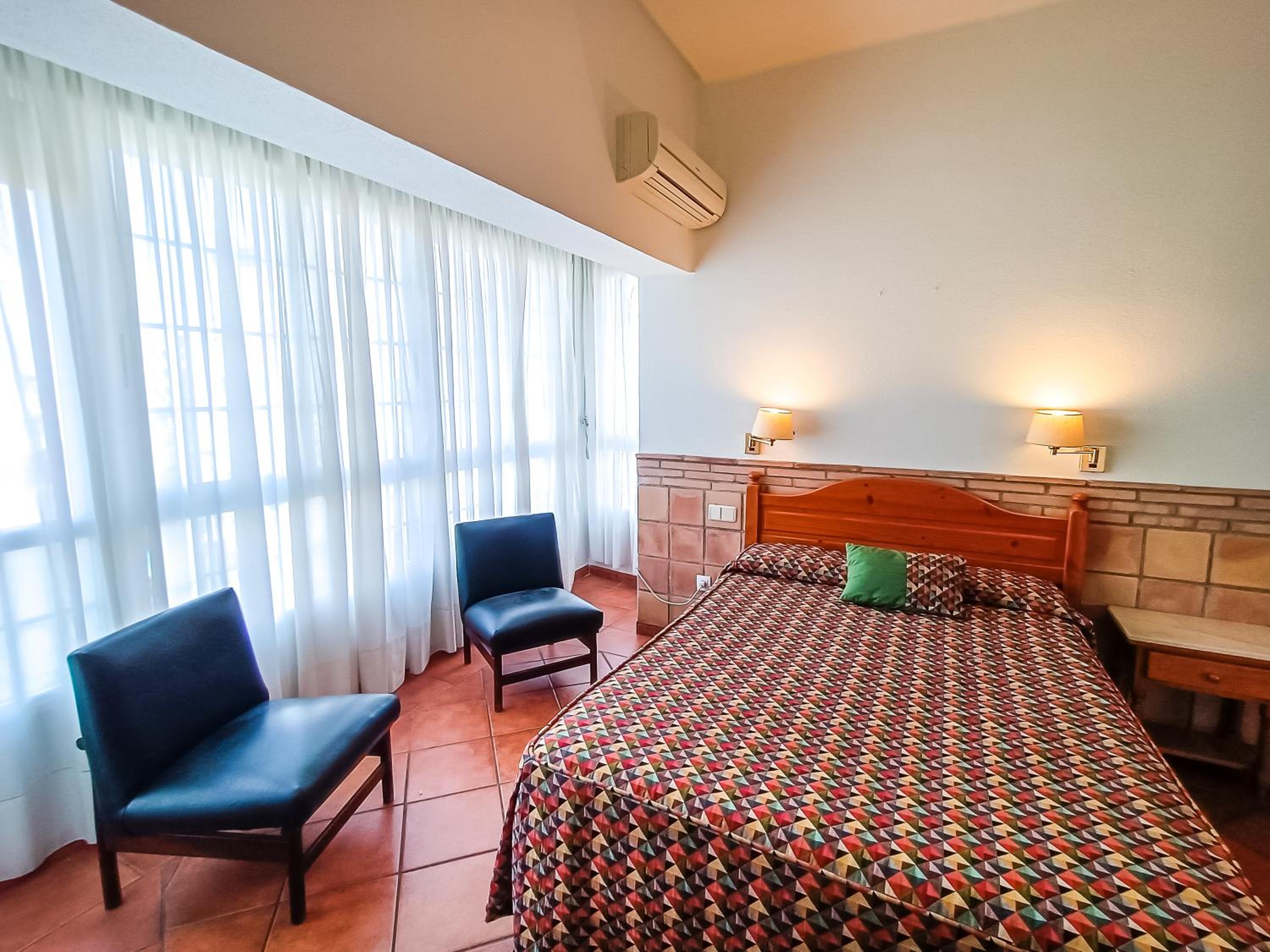 Superior Double Room - Photo 3