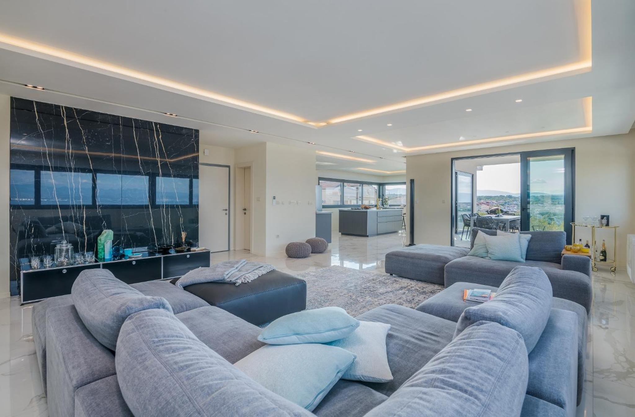 Superior Apartment