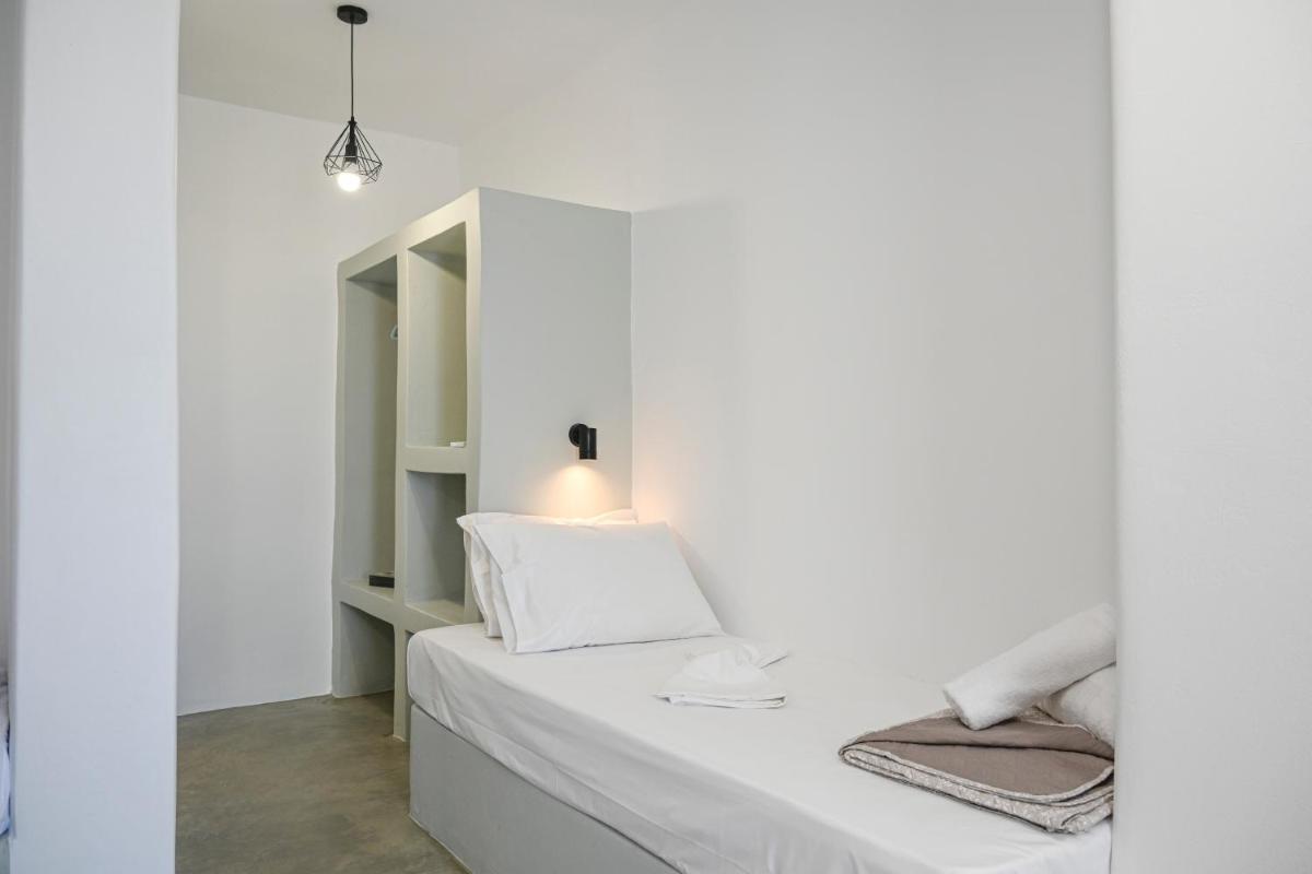 Apartment - Ground Floor photo 3