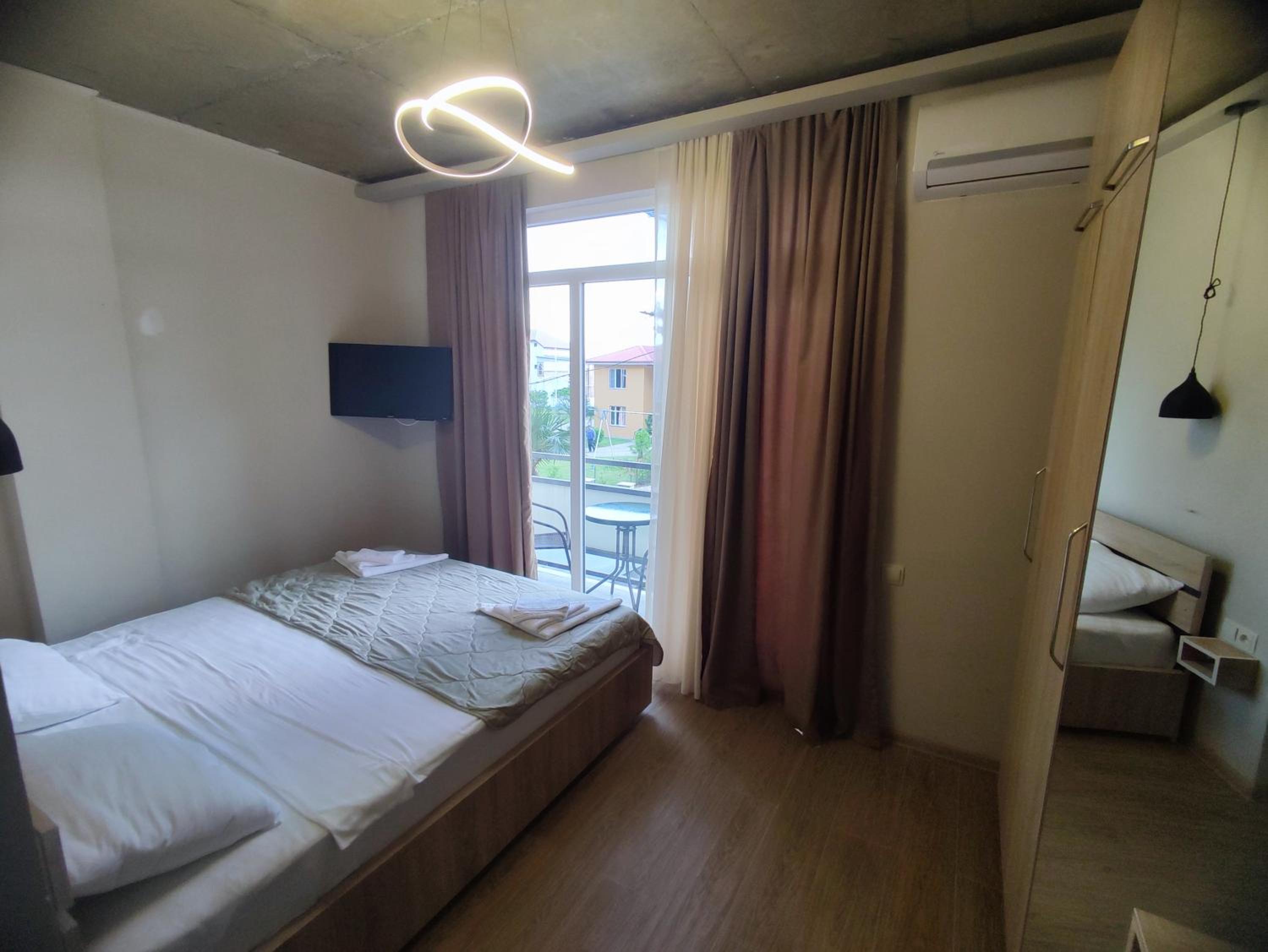 Double or Twin Room with Balcony photo 1