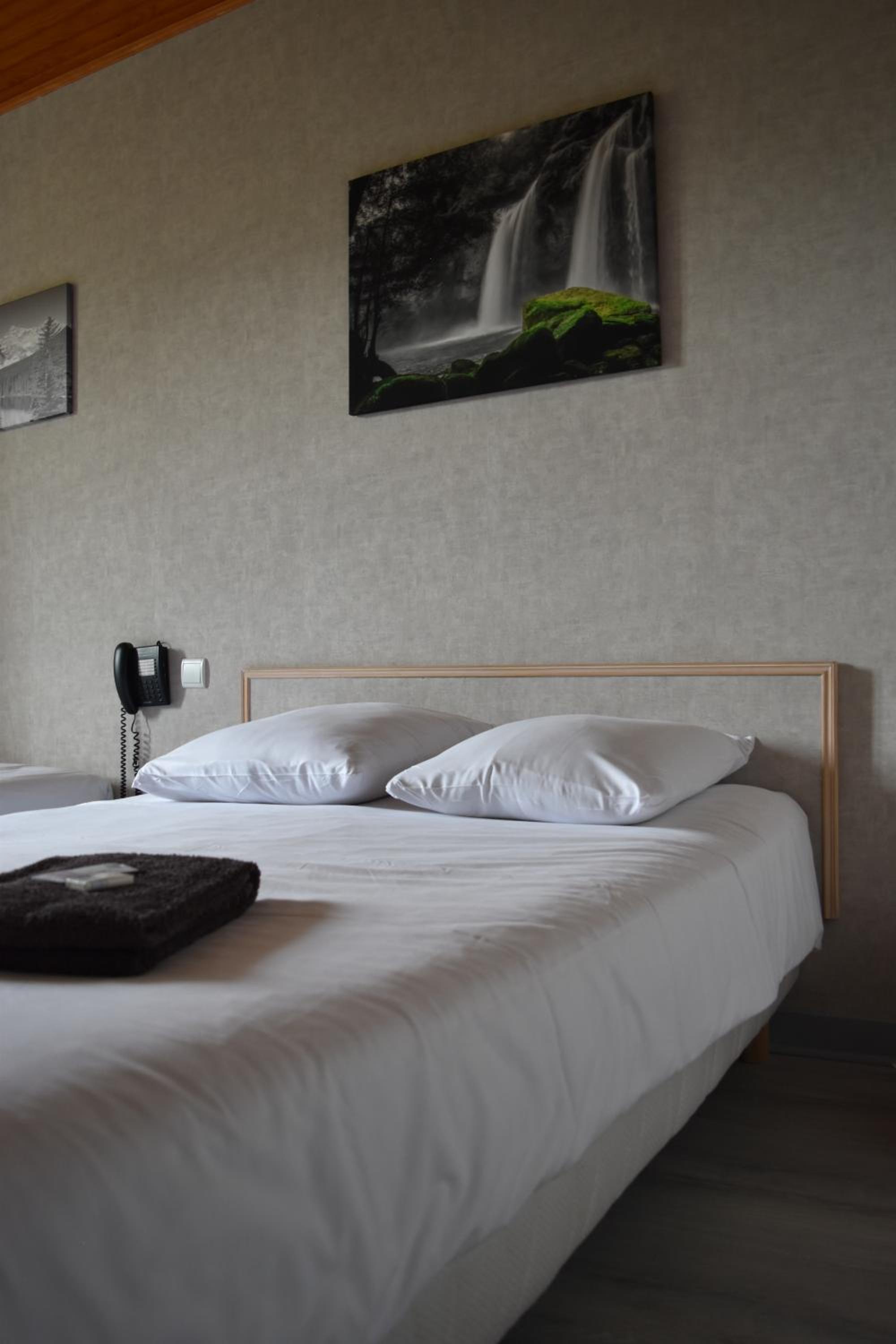 Double Room - Photo 2