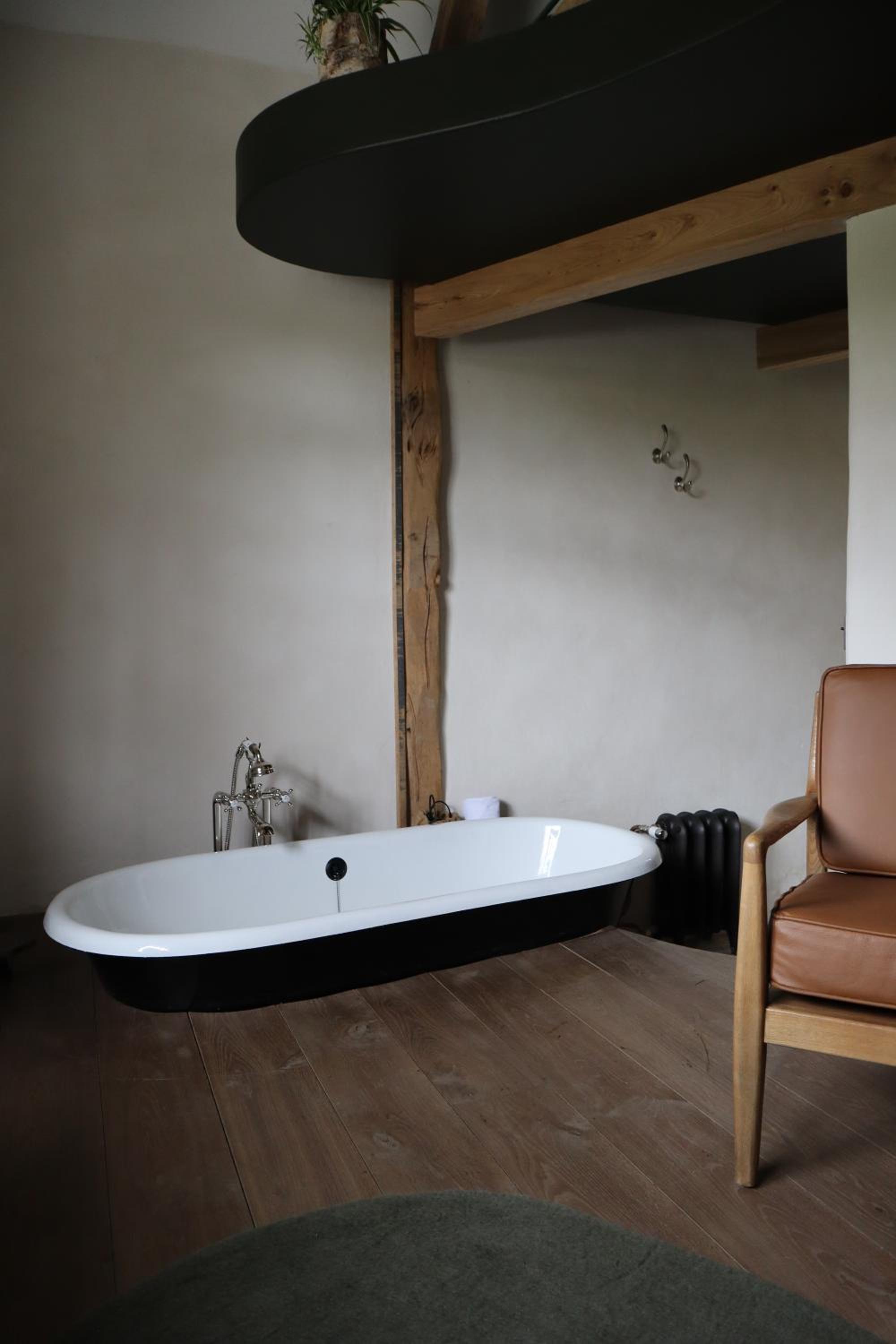 Double Room with Bath or Shower photo 3