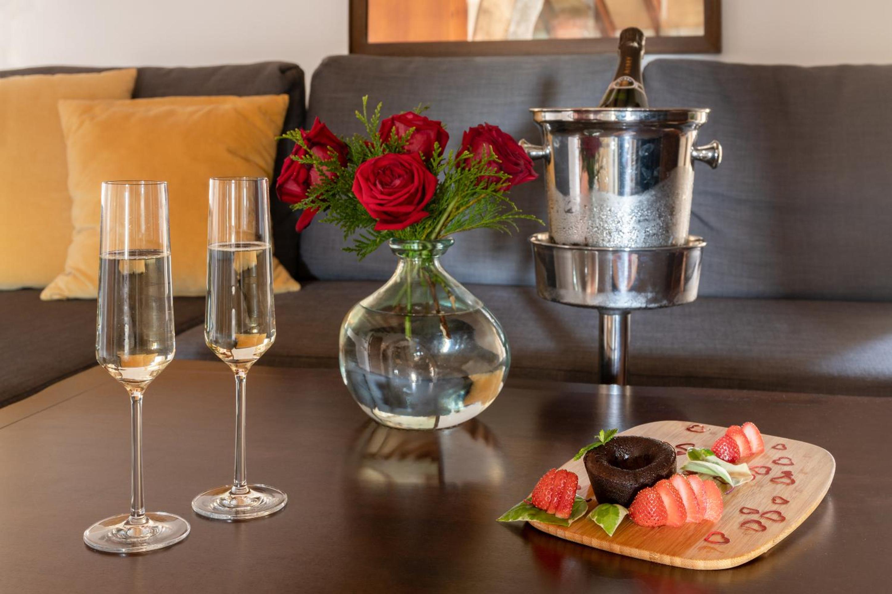 Suite with Terrace photo 2