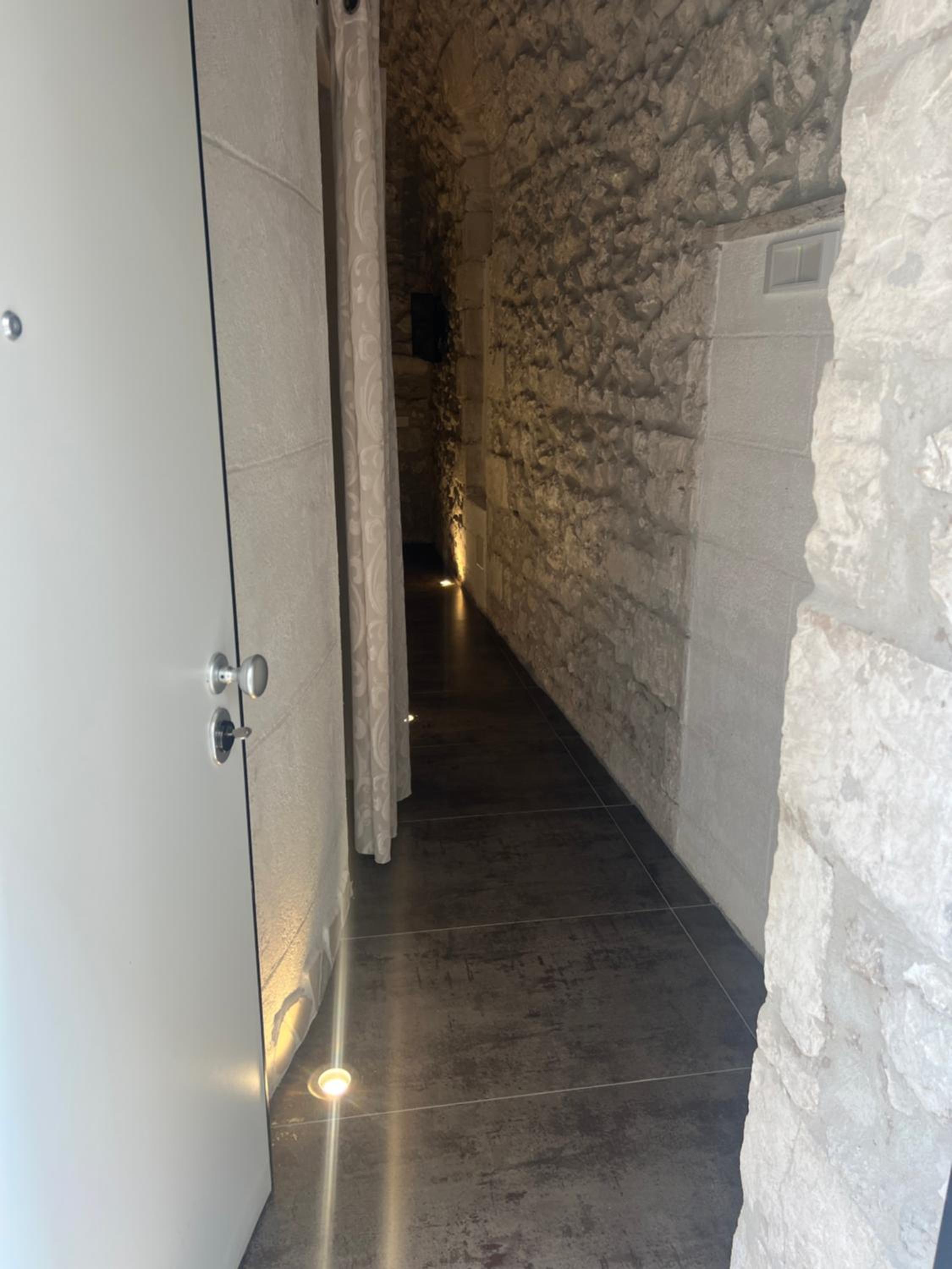 Deluxe Double Room With Bath
