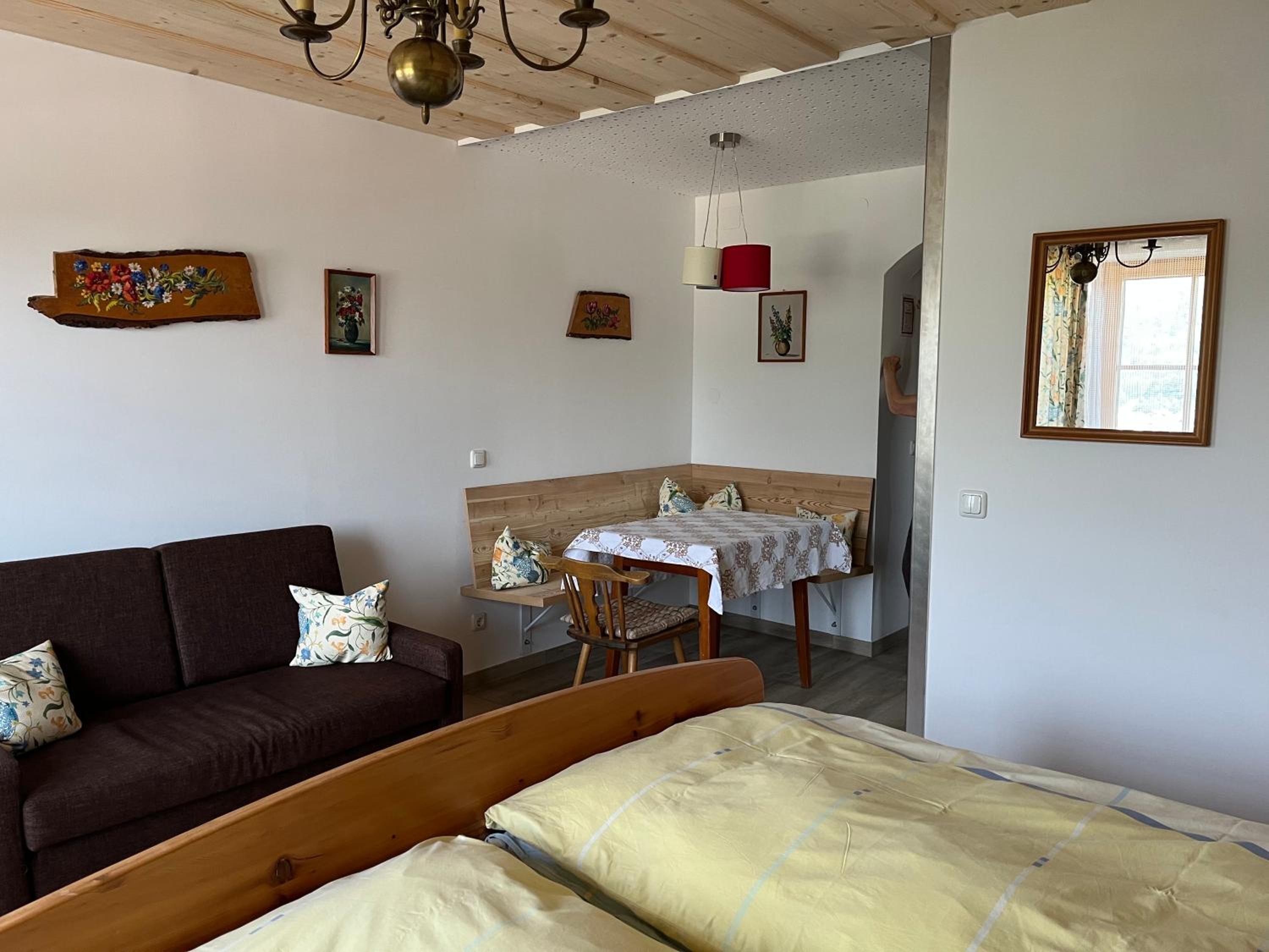 Apartment with Lake View photo 2