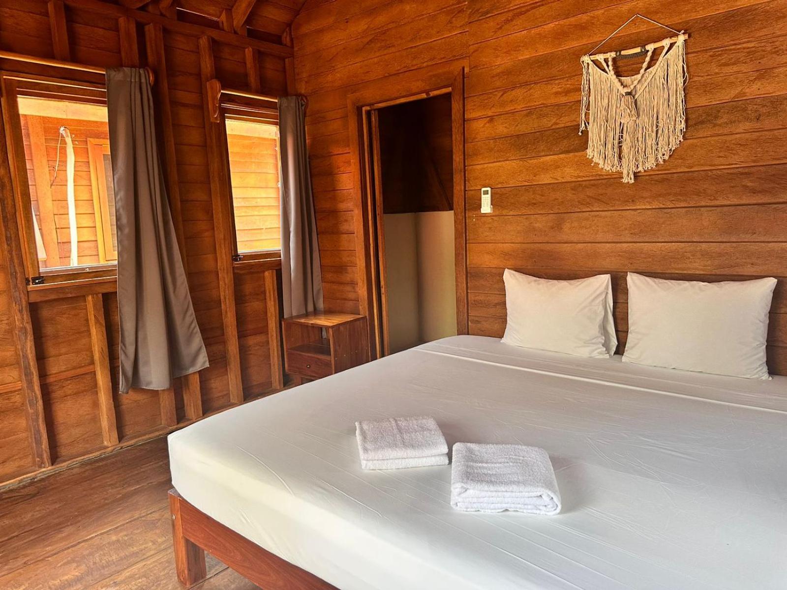King Room With Lake View