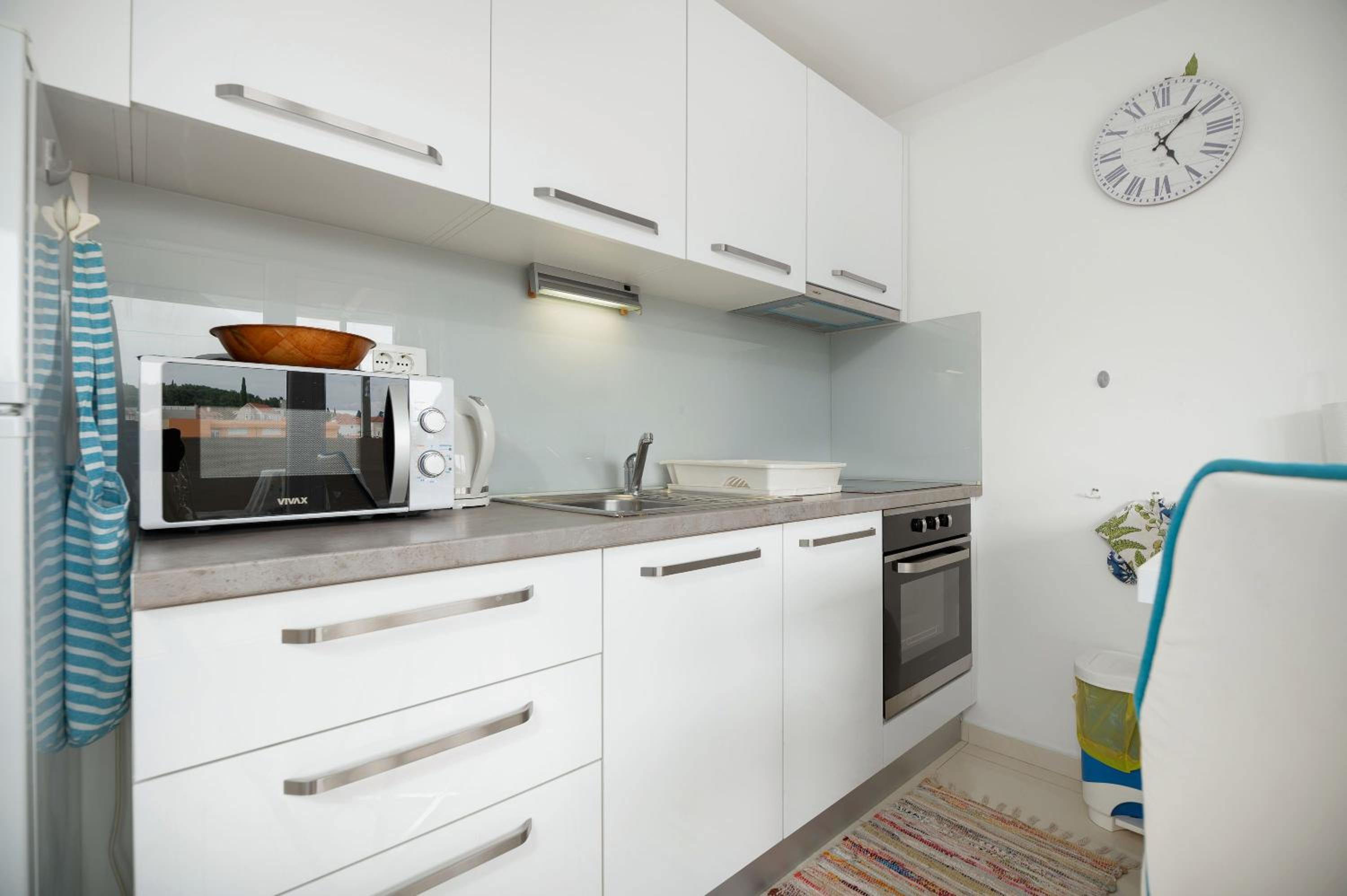 Penthouse Apartment - Photo 17