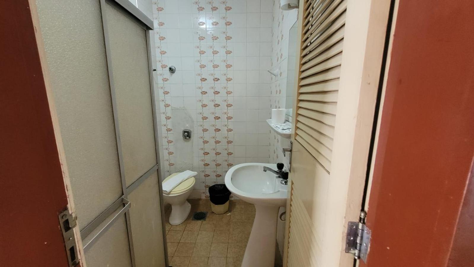 Budget Double Or Twin Room photo 3