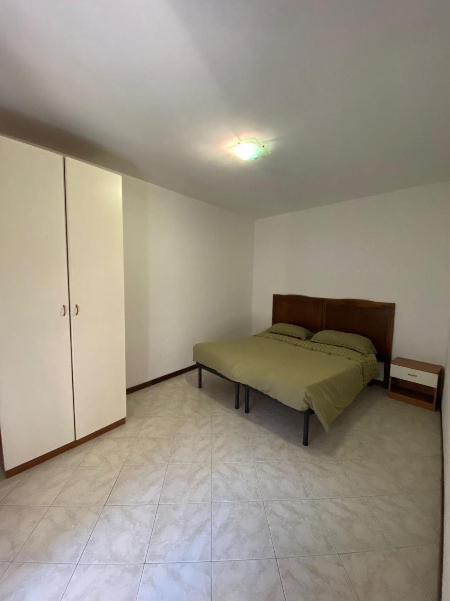 Three-Bedroom Apartment photo 1