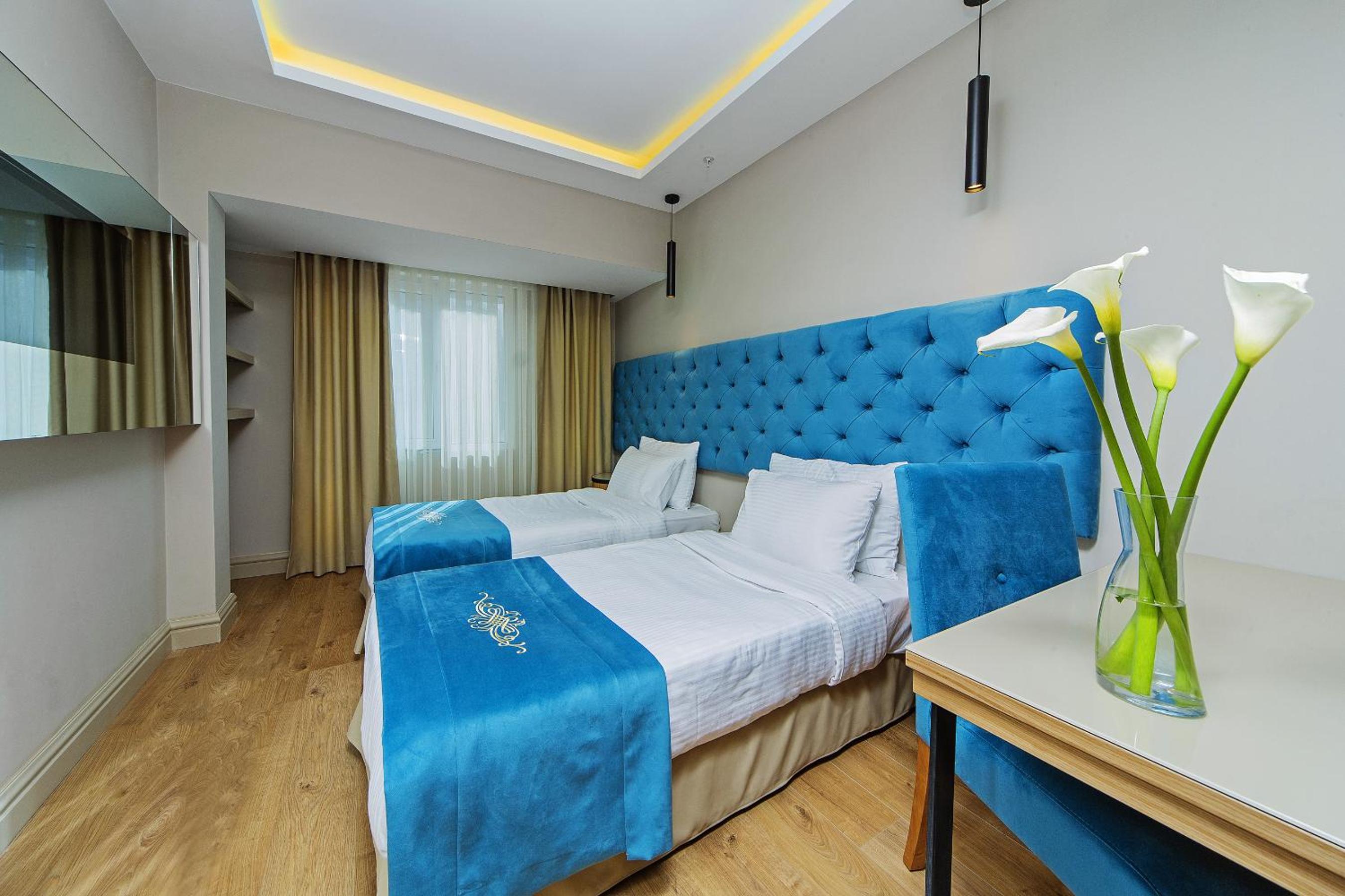 Standard Double or Twin Room photo 1