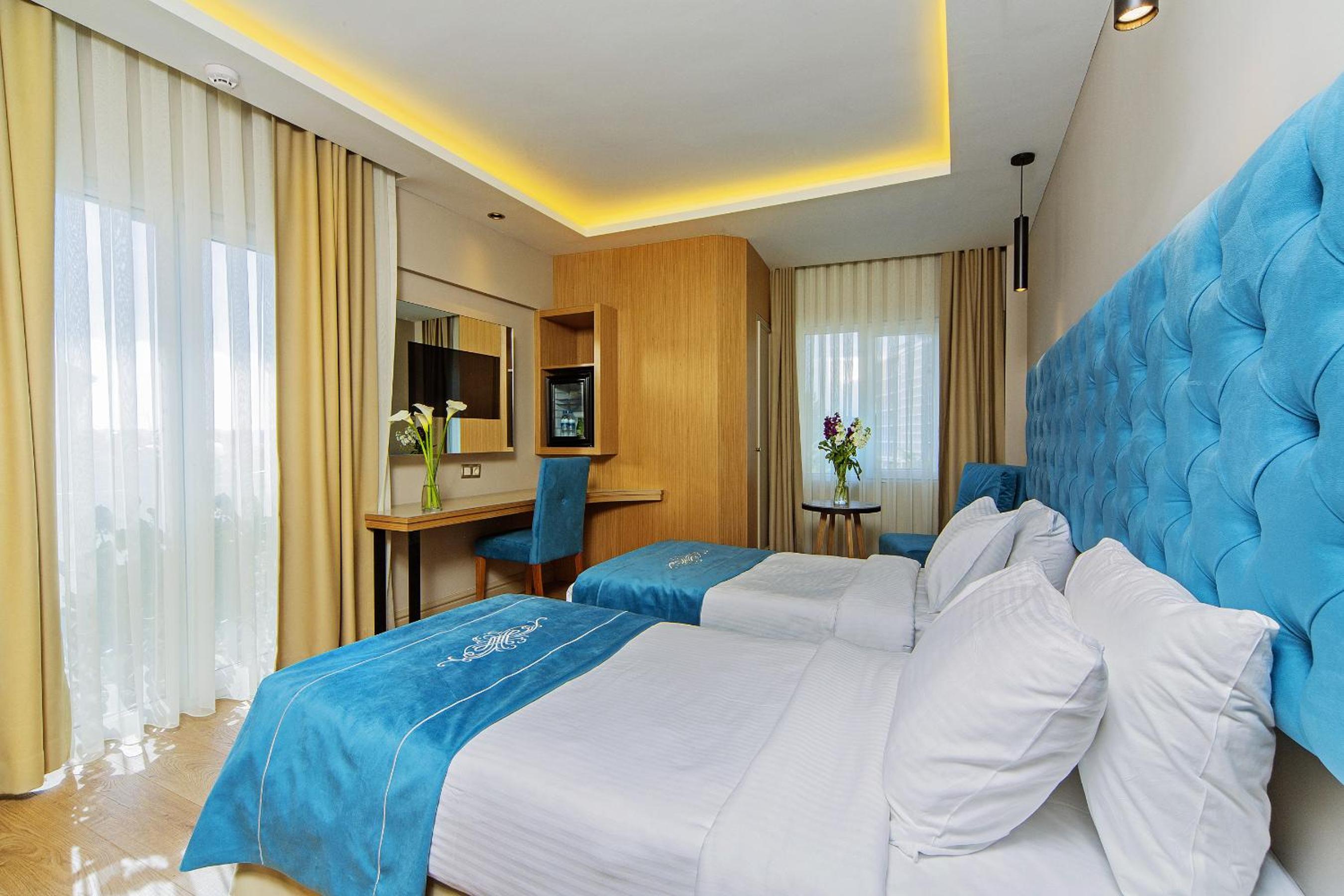 Standard Double or Twin Room photo 2