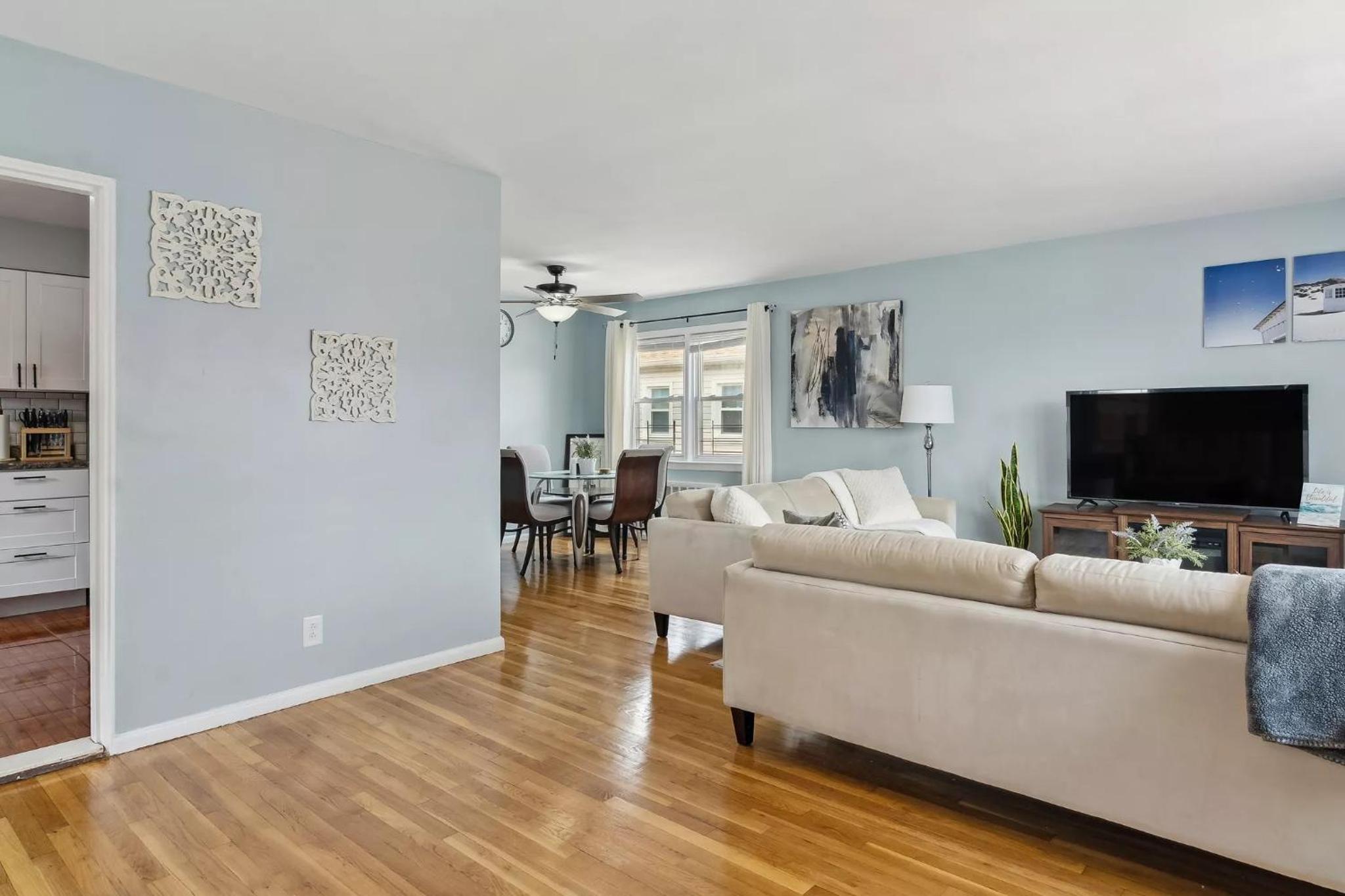 Three-Bedroom House photo 1