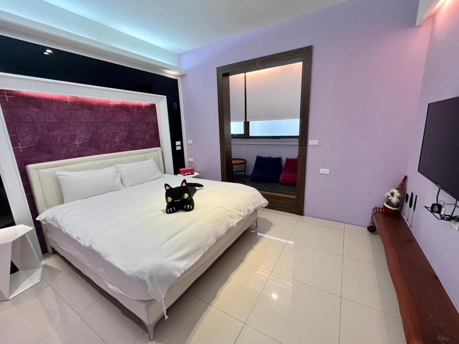 Standard Queen Room photo 3