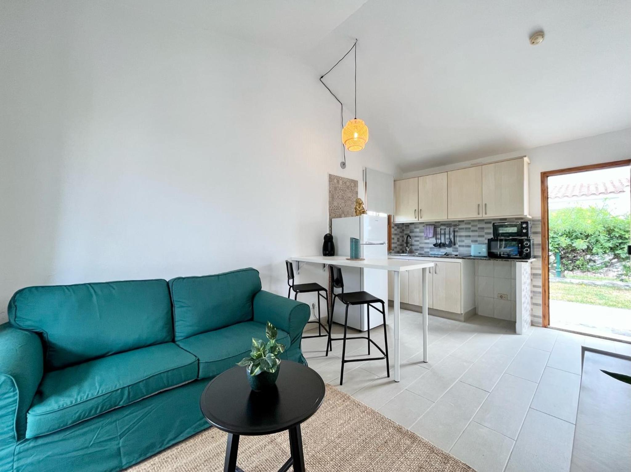 One-Bedroom House photo 2