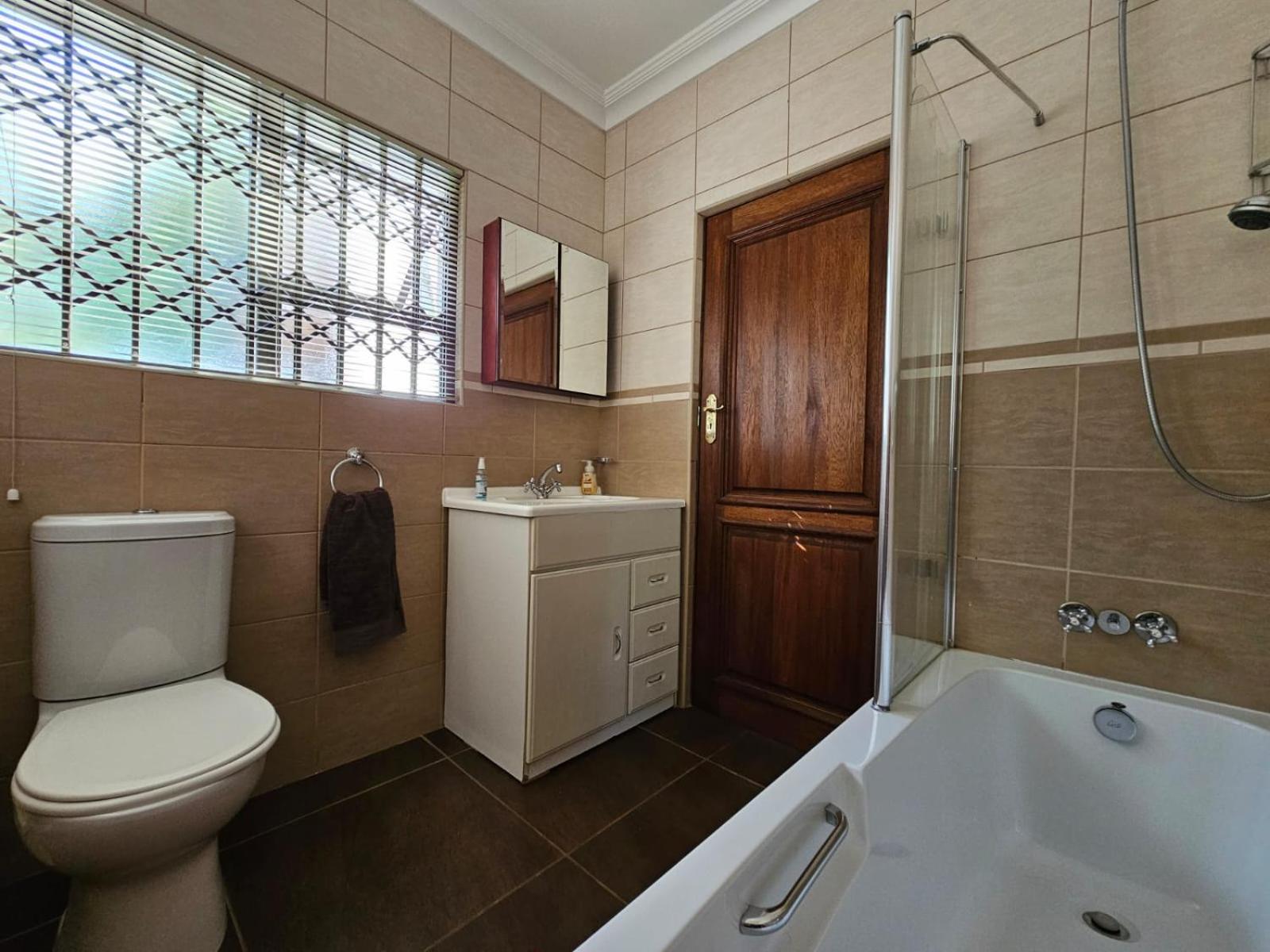 Deluxe Double or Twin Room with Garden View - Photo 13
