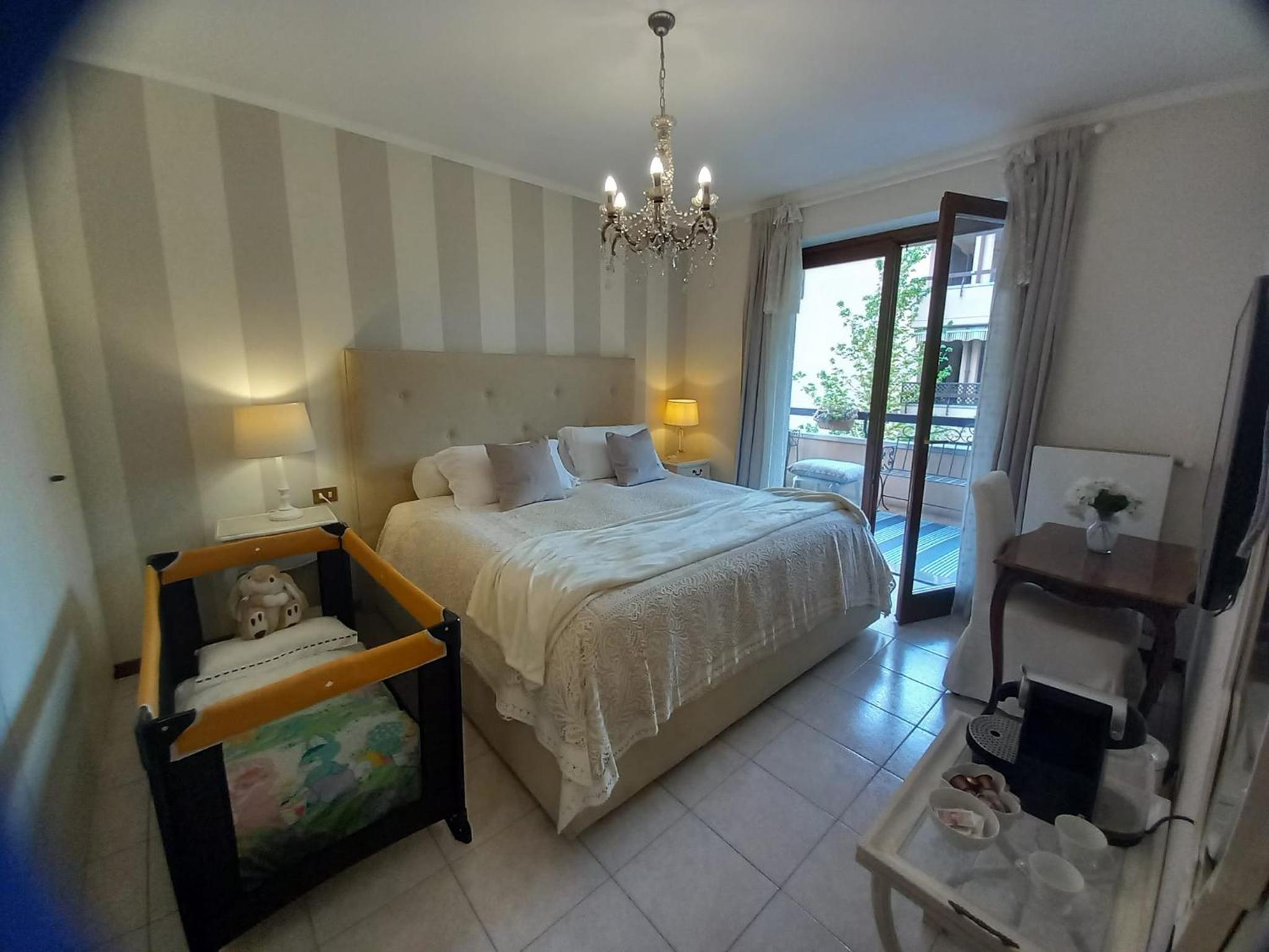 Apartment with Terrace - Photo 95