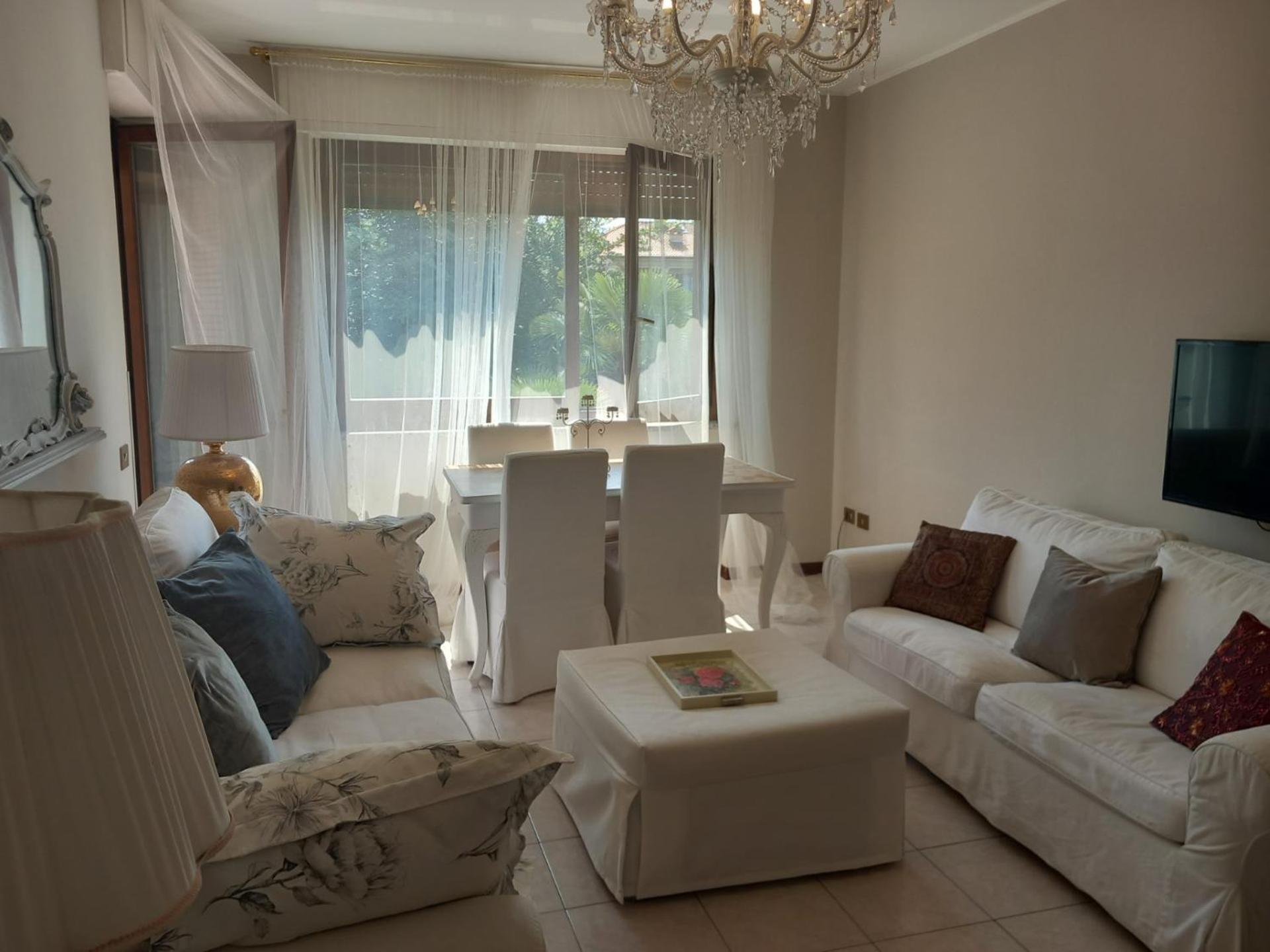 Apartment with Terrace - Photo 102