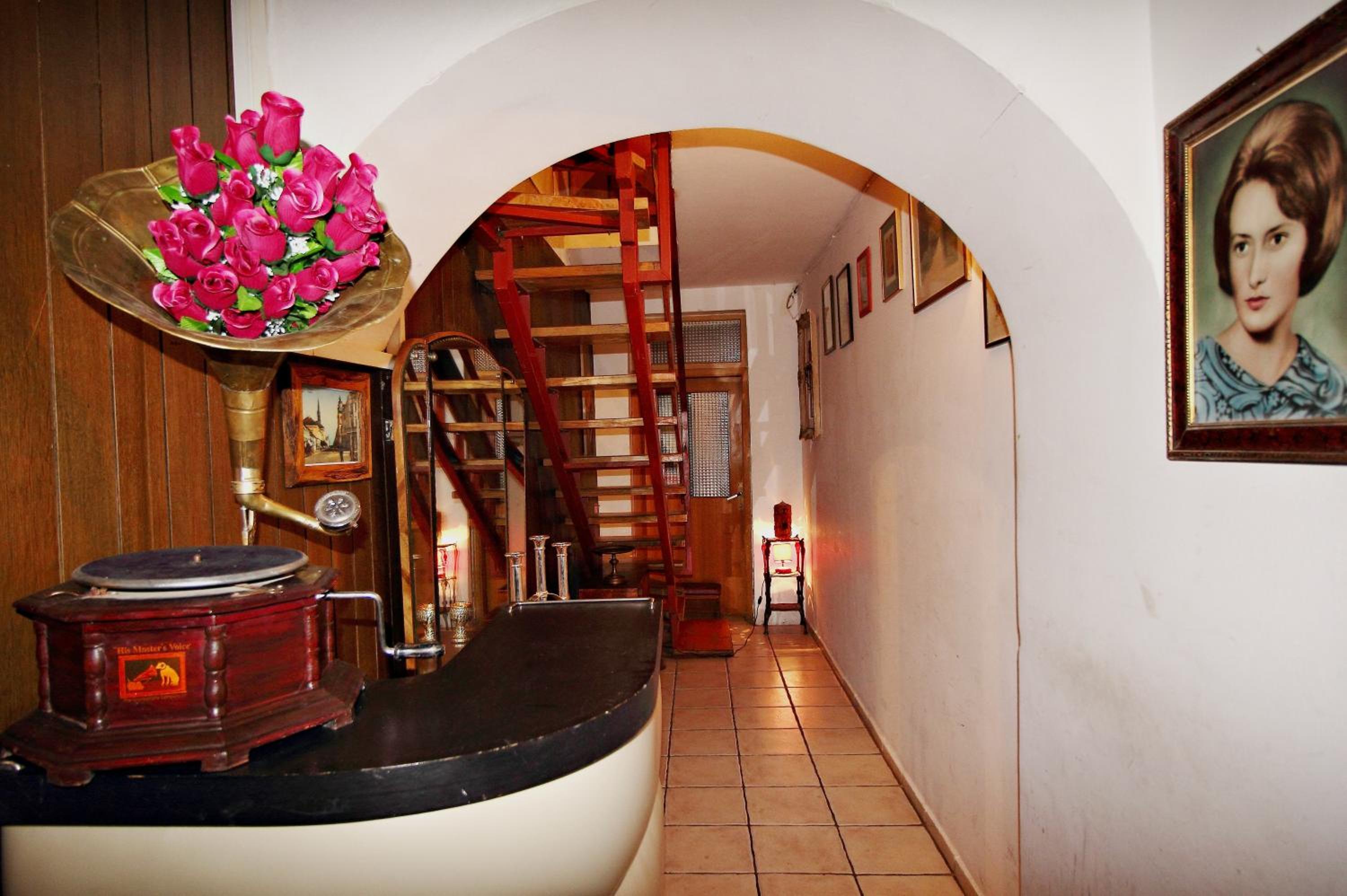 Twin Room with Private Bathroom