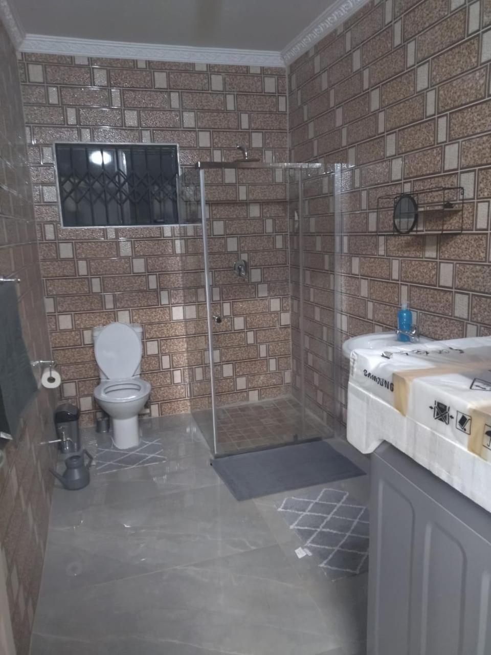 Family Room photo 3